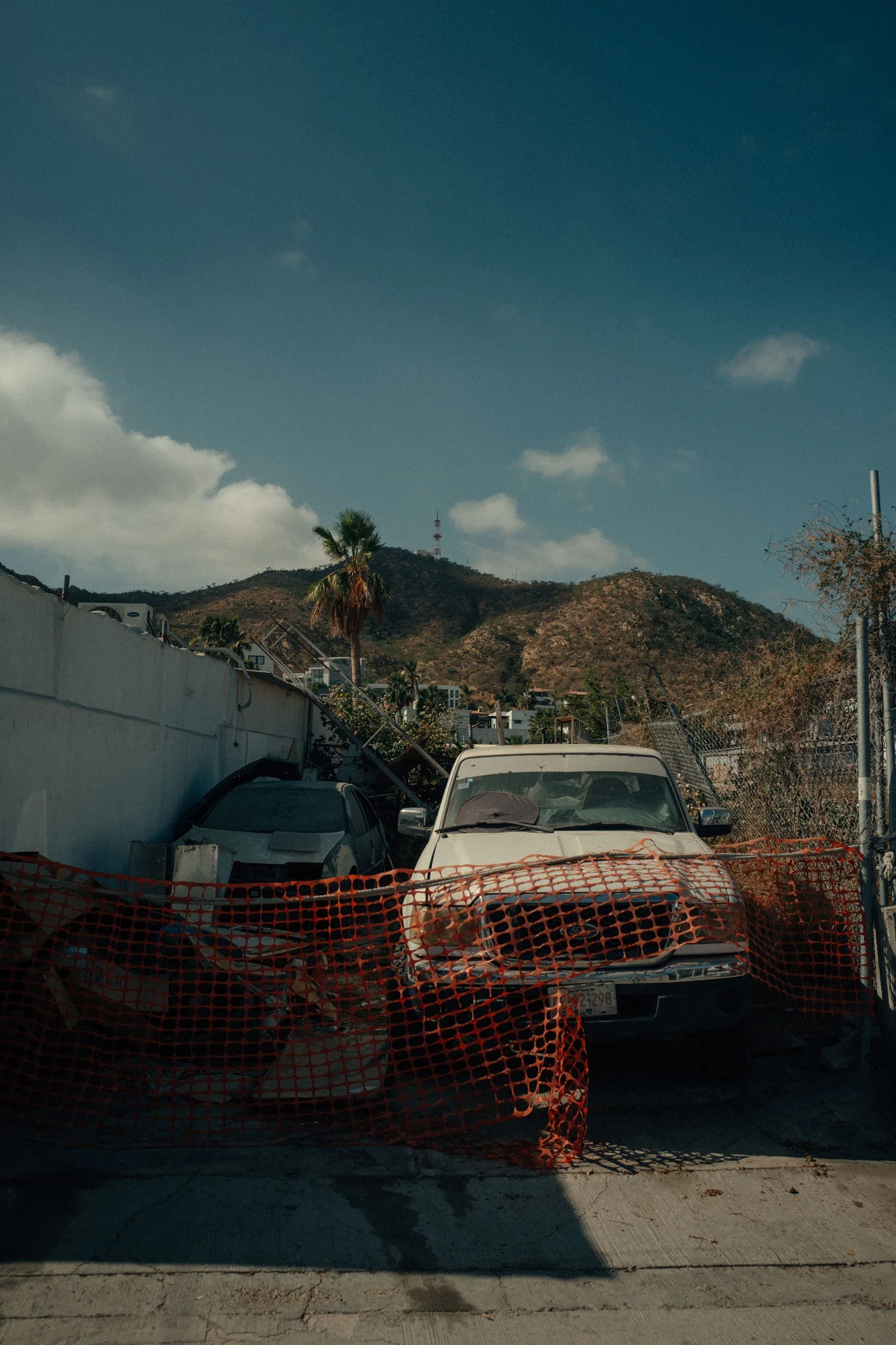 Rundown-Cars-Cabo.jpg