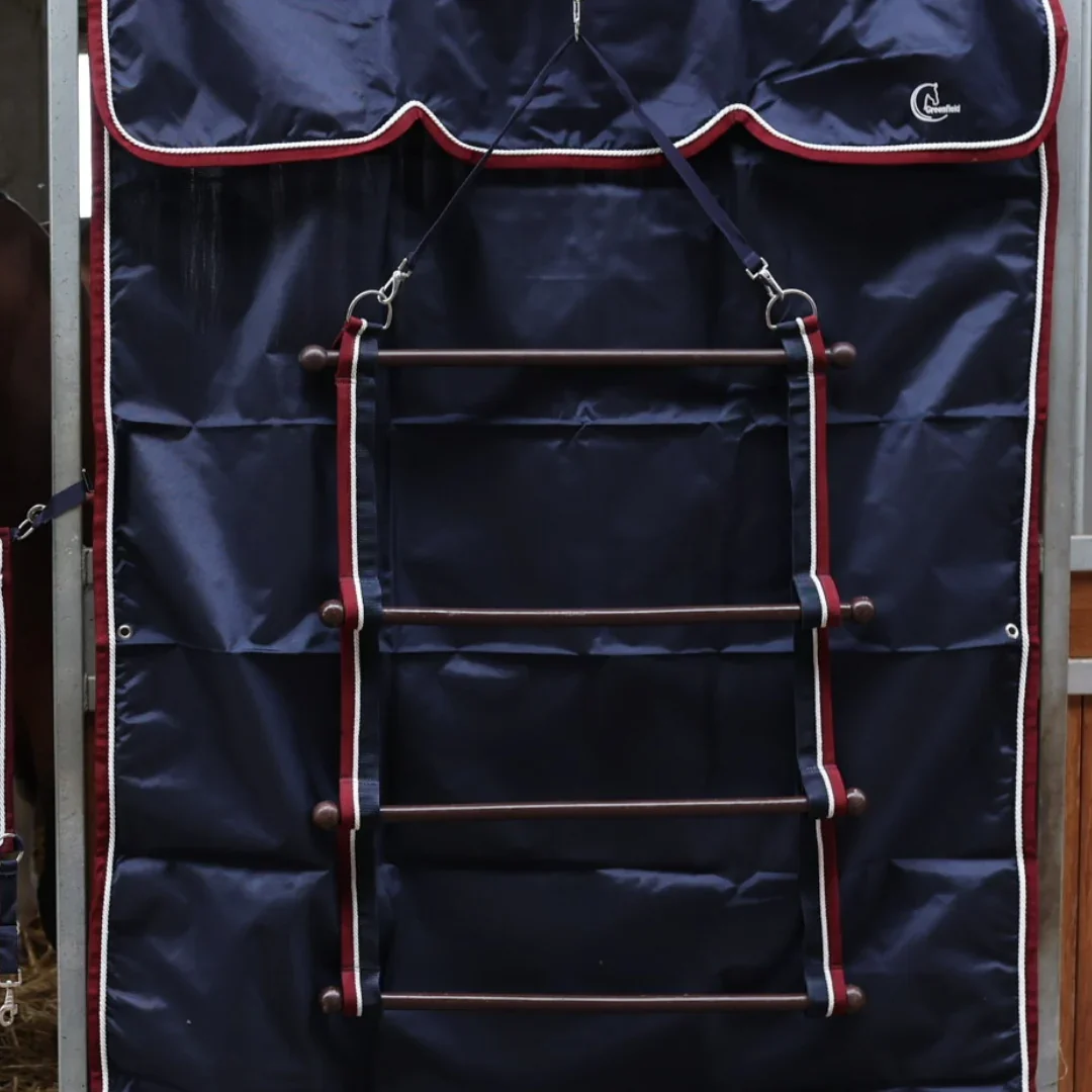 saddlepad_holder_navy-w-burgundy.webp