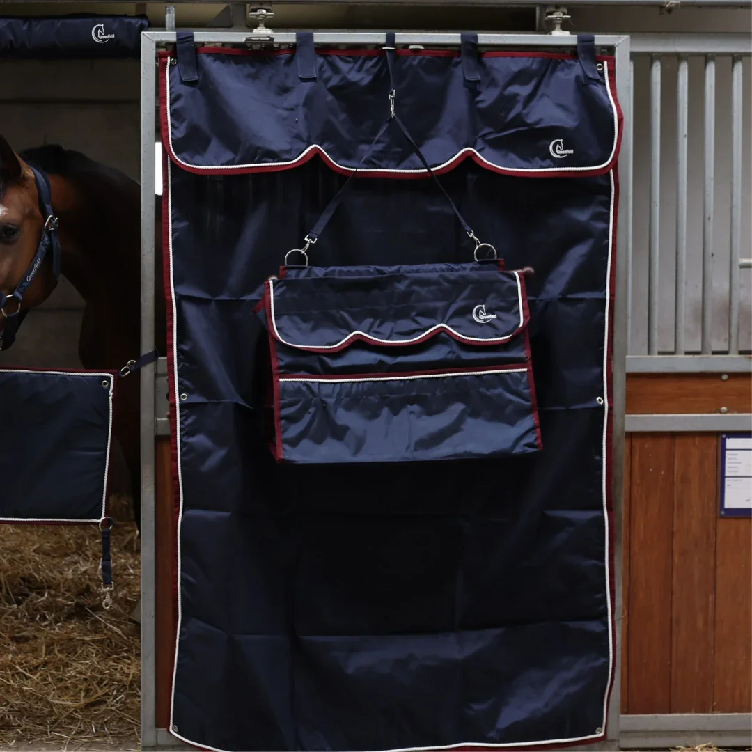 stable_curtain_navy-w-burgundy.webp