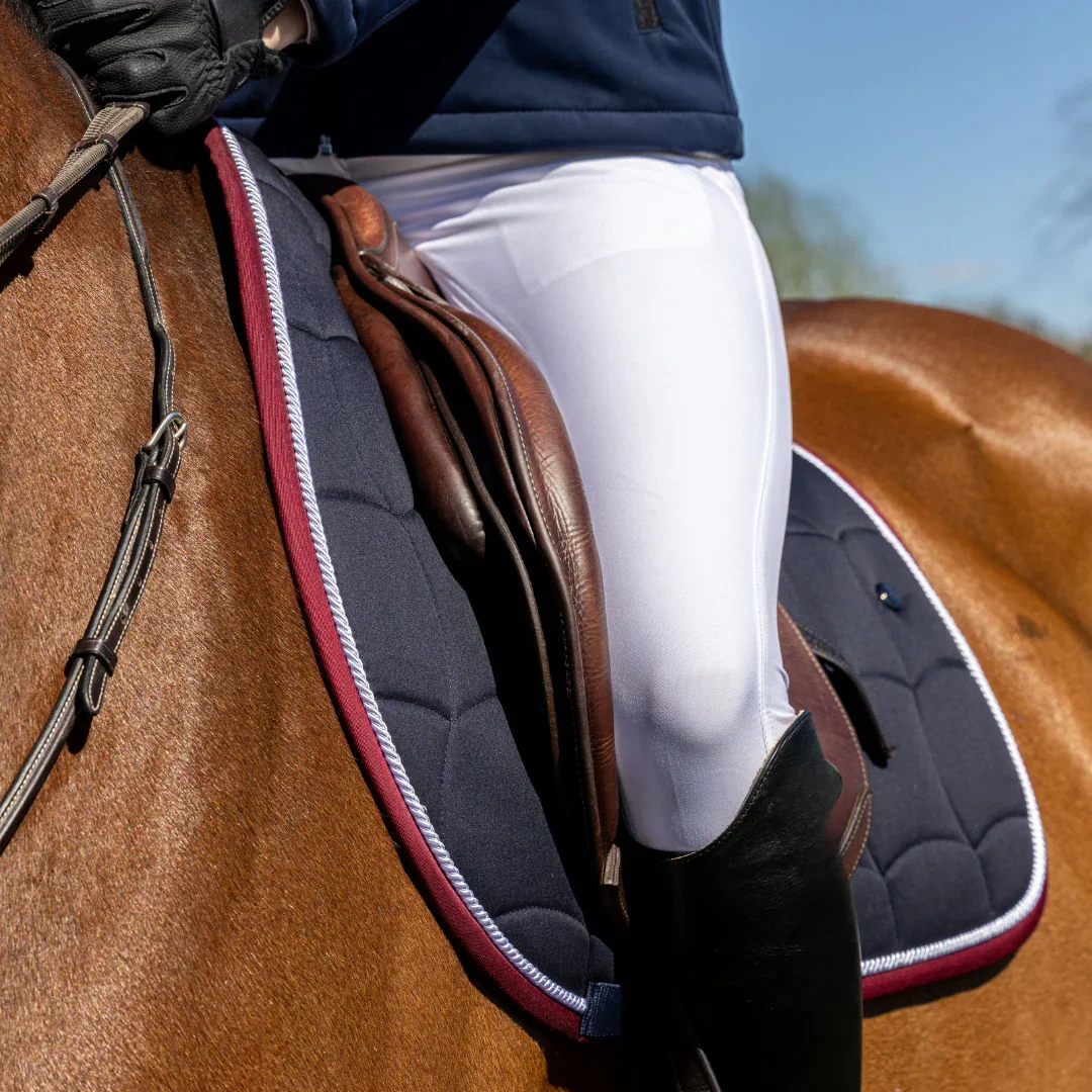 saddle_pad_navy_burgundy_3.webp