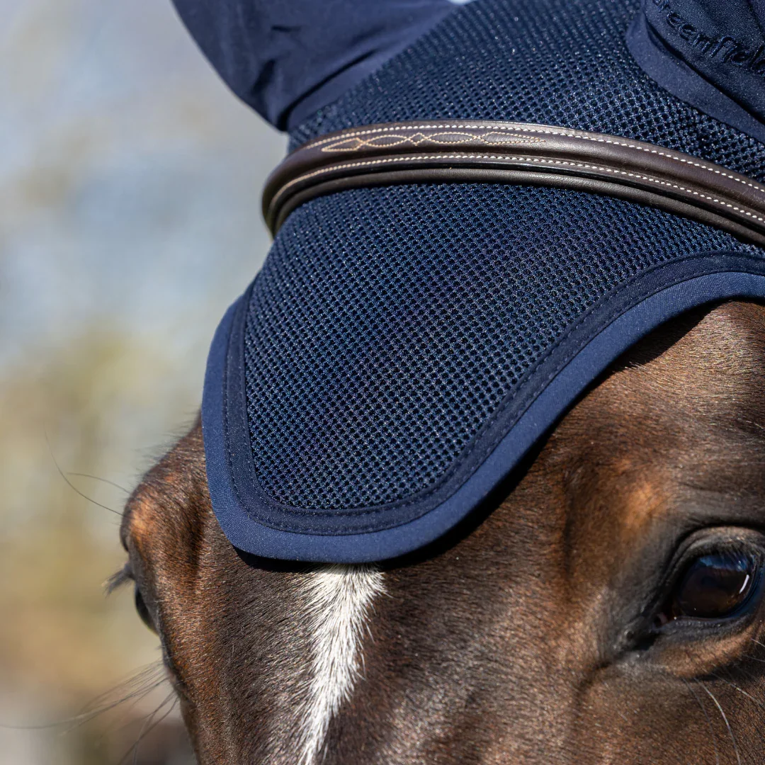 navy_mesh_1.webp