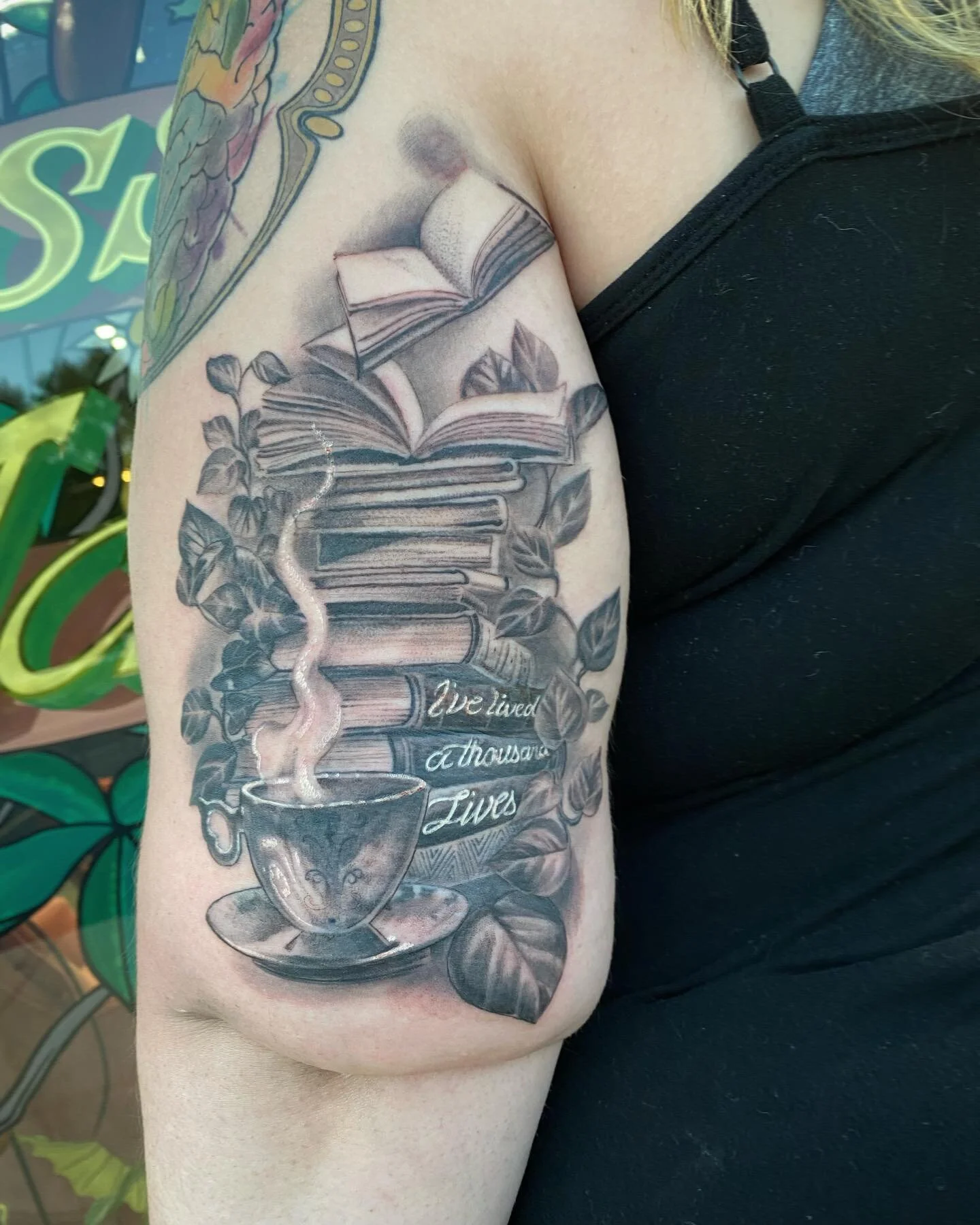Here&rsquo;s a friendly reminder to pick up a good 📖 and live another life for a little bit 👁💕

.
.
.
#tattoo #tattoos #booktattoo #tea #teaandagoodbook #reading #readingtattoo #bookwormtattoo #plant #plantsandbooks