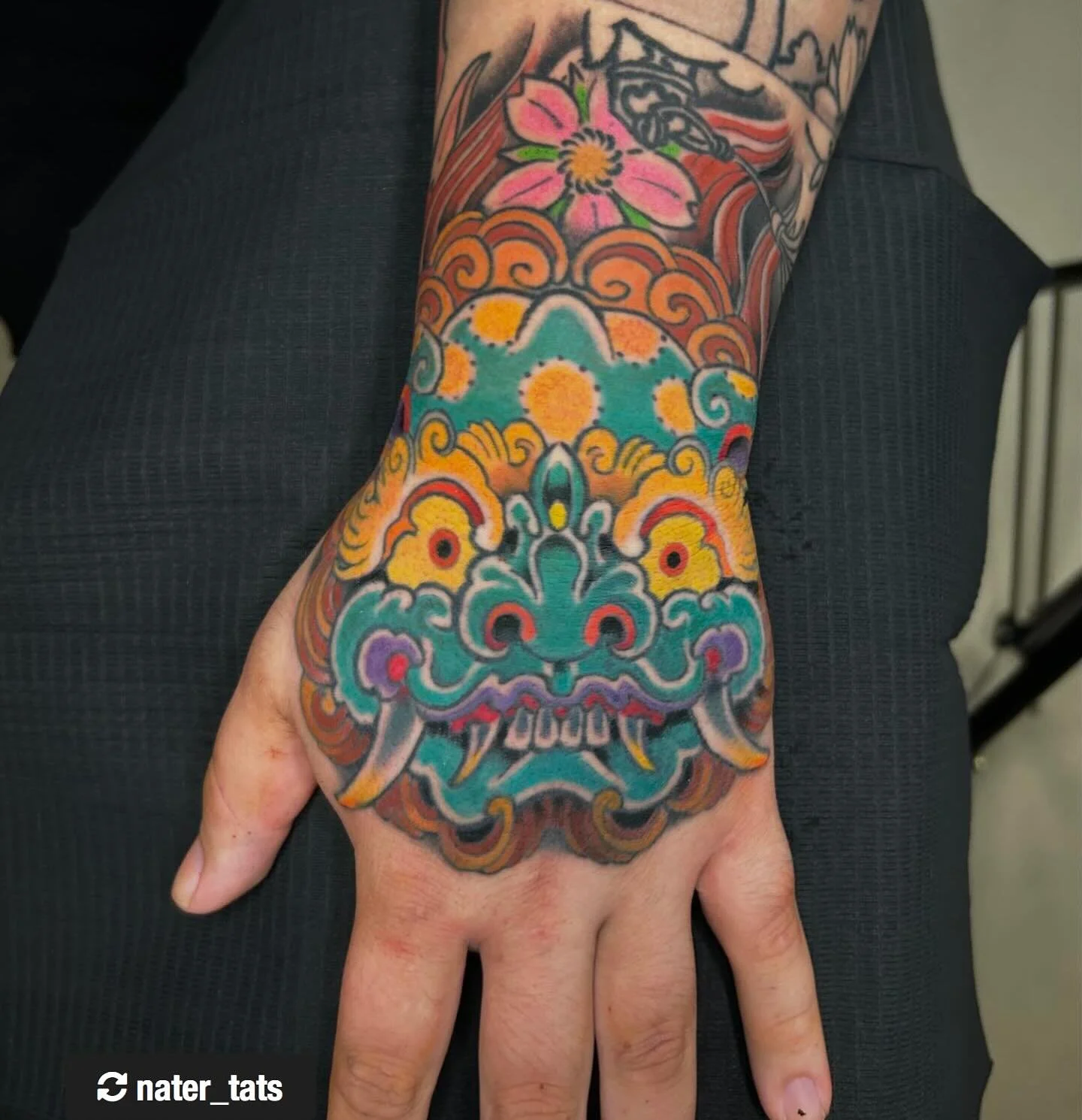 Japanese Traditional inspired job stopper by Nate! Email natertats@gmail.com to book yours!
&mdash;-
Hand blasters from today. Thanks for sitting so well !
Made with @shipwreckirons
At @mossandmarrowtattoo