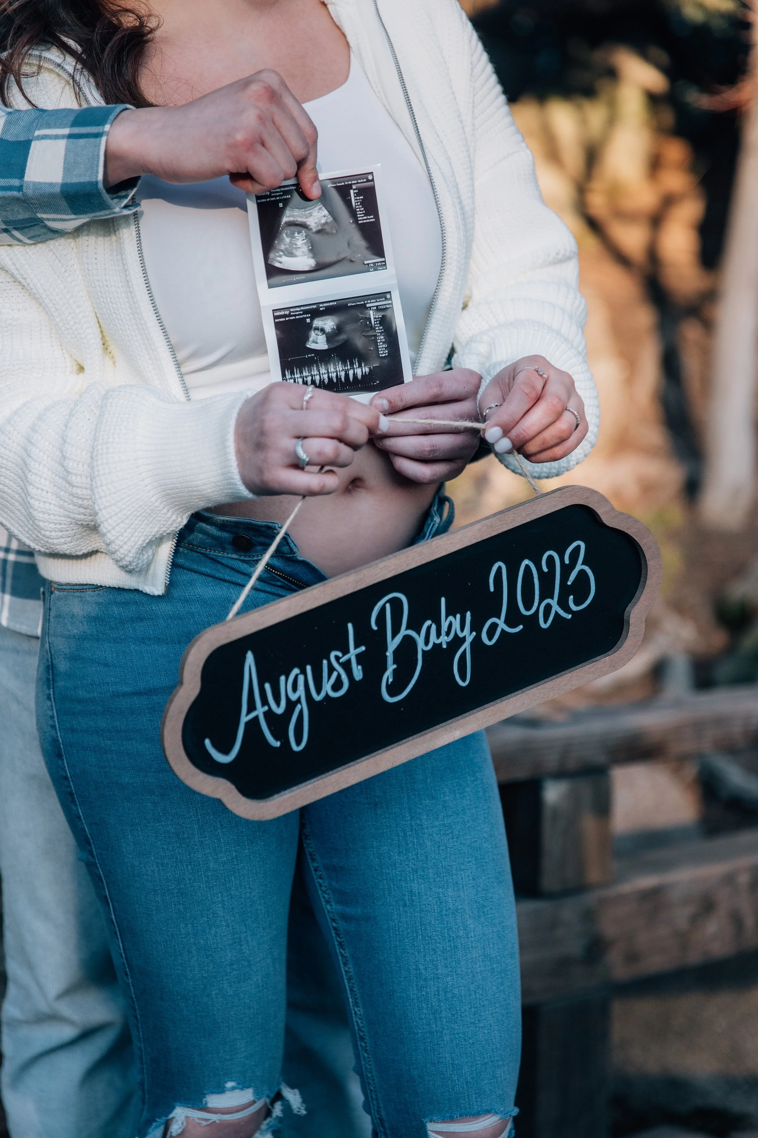 Isaiah_Pregnacy_Announcement-3.jpg