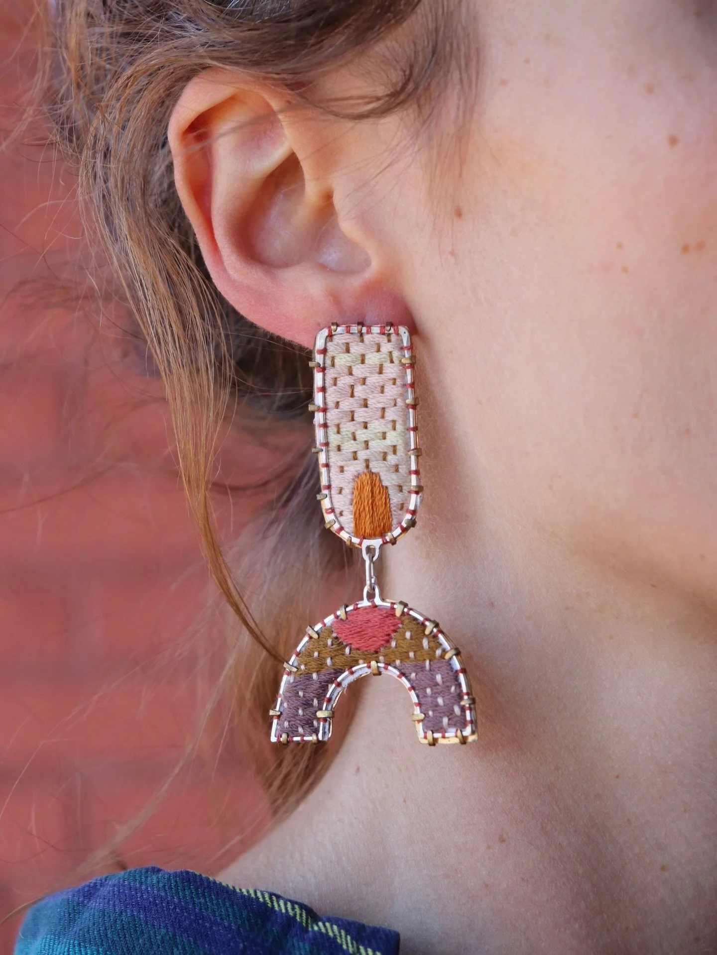 The perfect earrings for spring do exist, so you can all relax now 🙃

$150 + shipping and handling 
Hand embroidered cotton, sterling silver frame and ear wire, brass backing