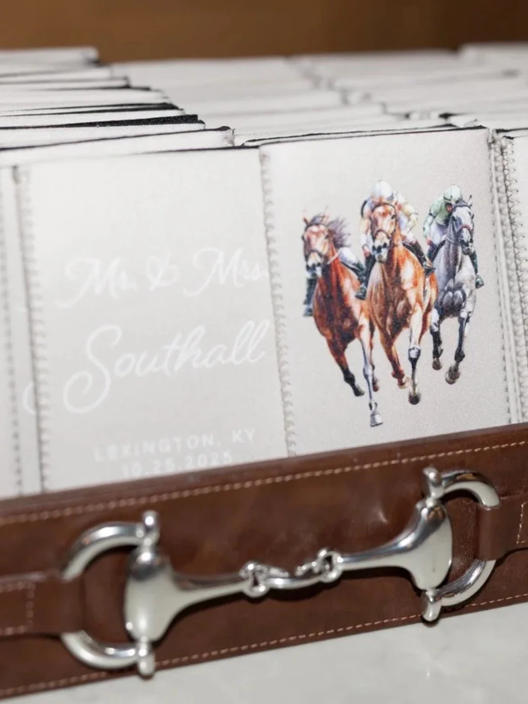 Happy Derby Day! 🐴🌹

We love seeing how couples include elements of Kentucky into their weddings! From Derby-inspired details to other local touches, these details can make your celebration feel even more special. 

📷 Nellie Rose Photography