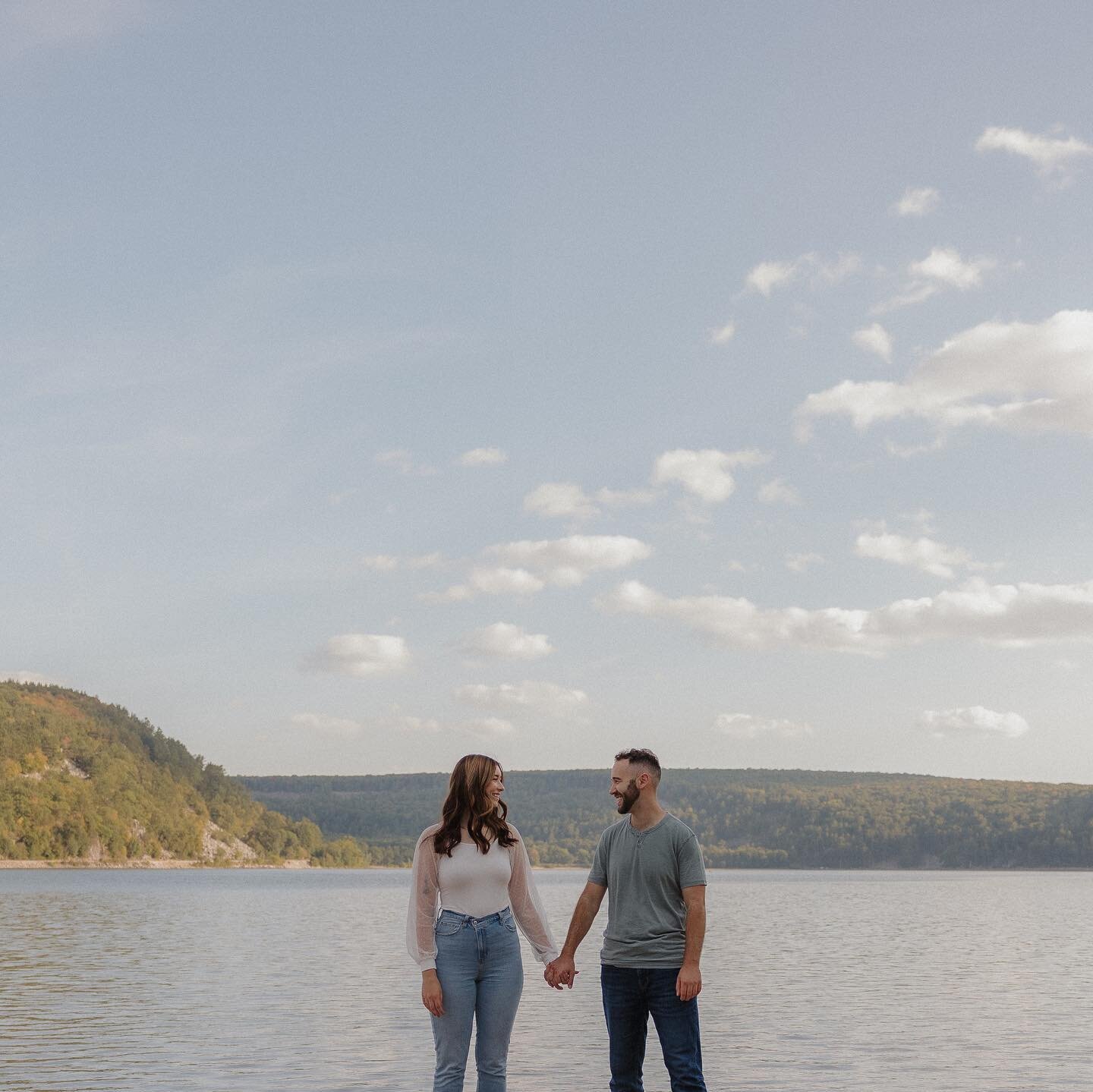 Miranda &amp; Jordan&rsquo;s dreamy engagement session at devils lake was a favorite of the summer🤍 this was my first time shooting at devils lake &amp; still in awe of the beauty!
