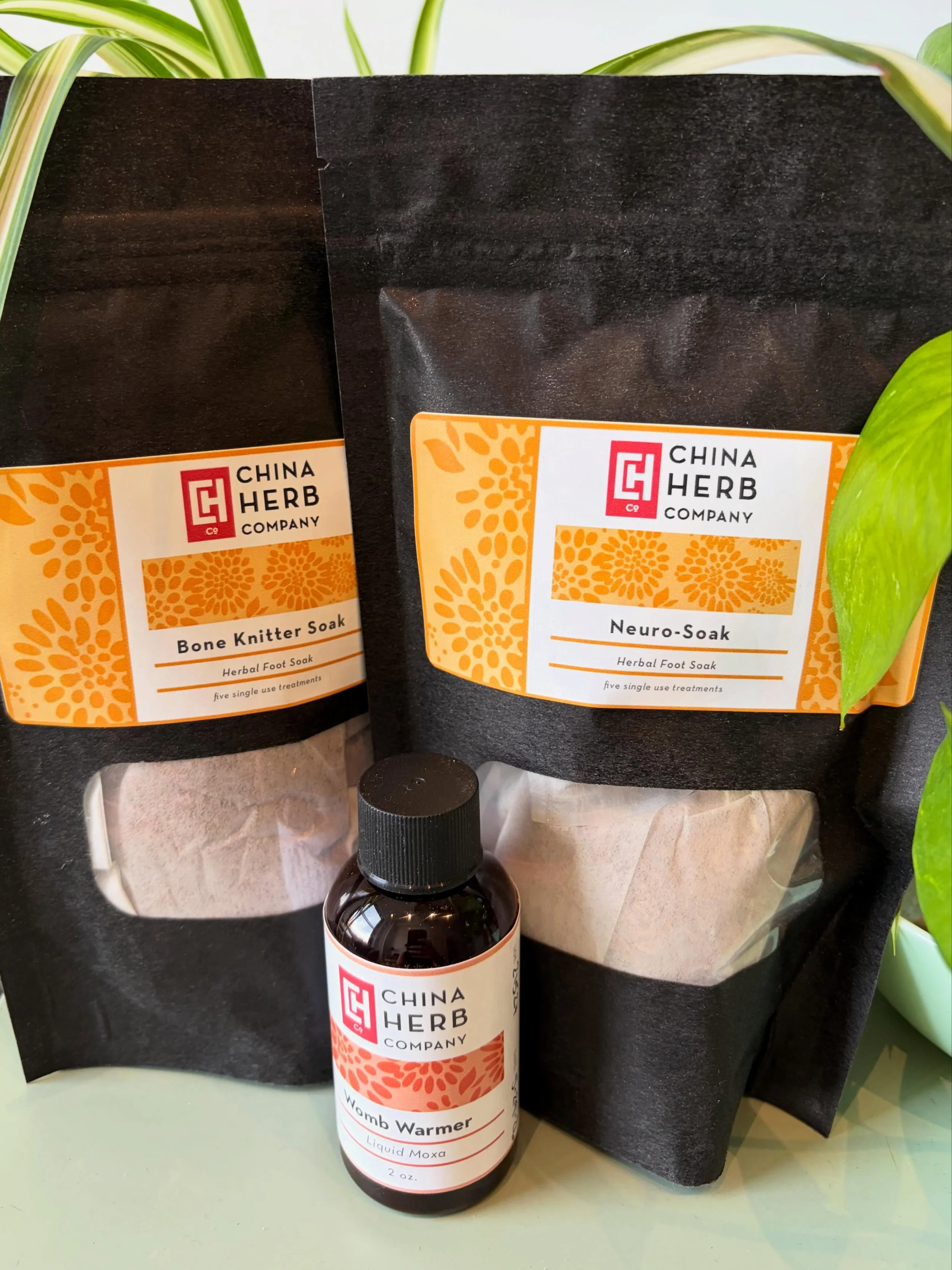 Herbal formulas can be a powerful addition to your acupuncture treatments. Topical formulas can give us even more treatment options. From foot soaks for broken bones or neuropathy to liquid moxa for fertility or painful periods - so many ways to opti