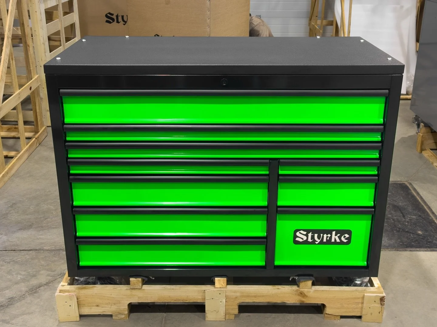 The viper strikes 🐍 

#Styrke #StyrkeIndustries #ToolChest #ToolBox #BuiltTough