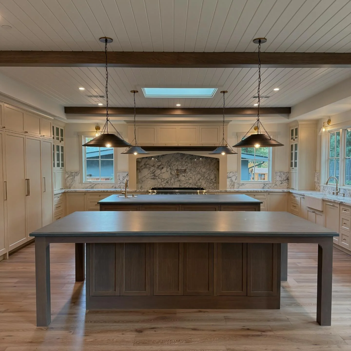 We are obsessed with these BEFORE &amp; AFTER shots from our clients beautiful new home in Danville! 🤩🗝️

What an incredible journey it has been! Thank you @eyeforpretty @baralebuilders @kehrigteam for making it all happen. 👏

The Copland Group | 