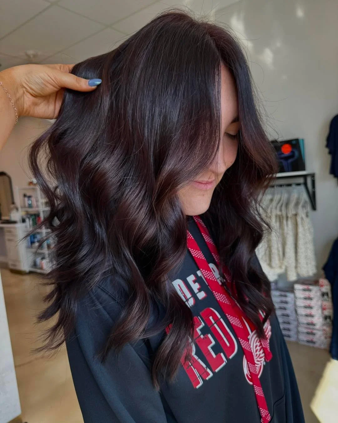 All over copper brown for fall 🤤🤎✨

Hair by Dominique @dominiques_hairpage 

We&rsquo;re so excited to be welcoming two new associates to our team! You may be seeing them around the salon soon. Stay tuned for an official post introducing them &mdas