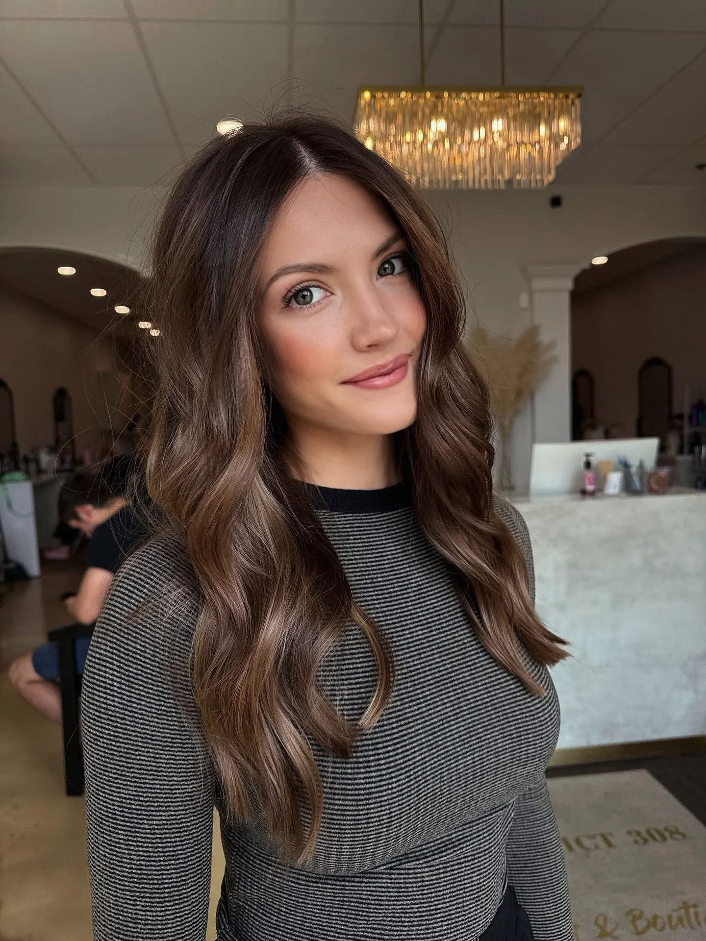 We&rsquo;re falling for this gorgeous dimensional soft brown 🍂🤭

Hair by Payton @_bypayton 

Treat yourself to a $10 add-on at the shampoo bowl this month only! No tricks, just treatments that will leave your hair feeling healthier than ever 🎃