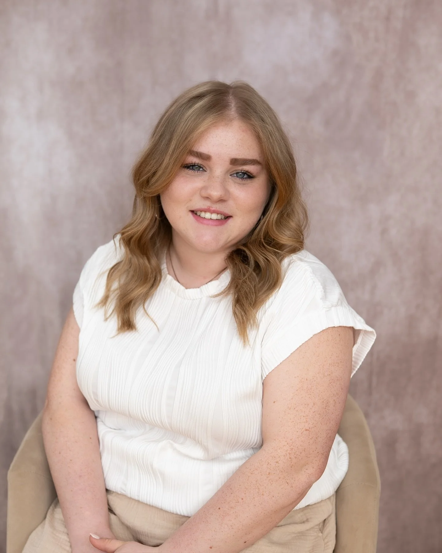 Vanessa here! I&rsquo;m hopping on to share some of my favorite recent work and invite anyone who&rsquo;s been looking for a new stylist to reach out ✨

I&rsquo;d love to help create a look you love and get you refreshed for spring and the warmer wea