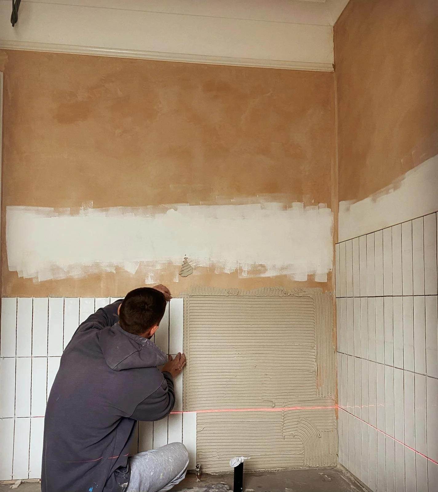 Solider Stacked Metro Tiling