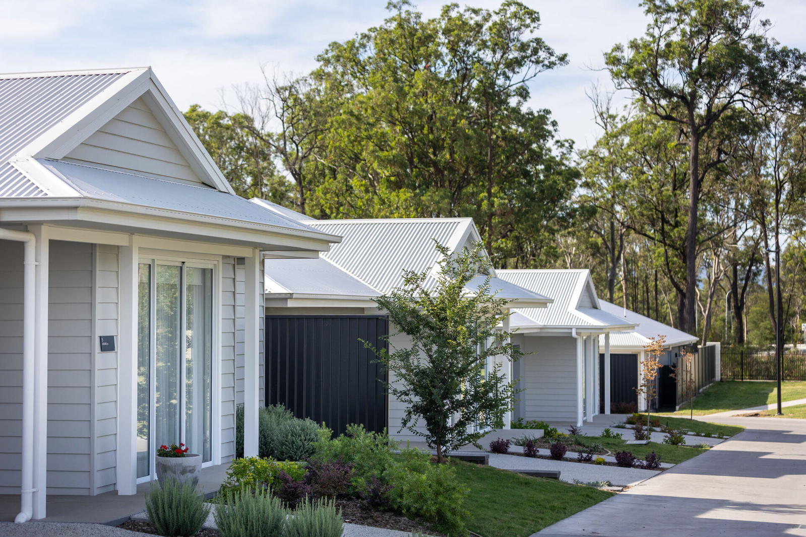 I’m buying a new home. What Actually Happens During Conveyancing in NSW?