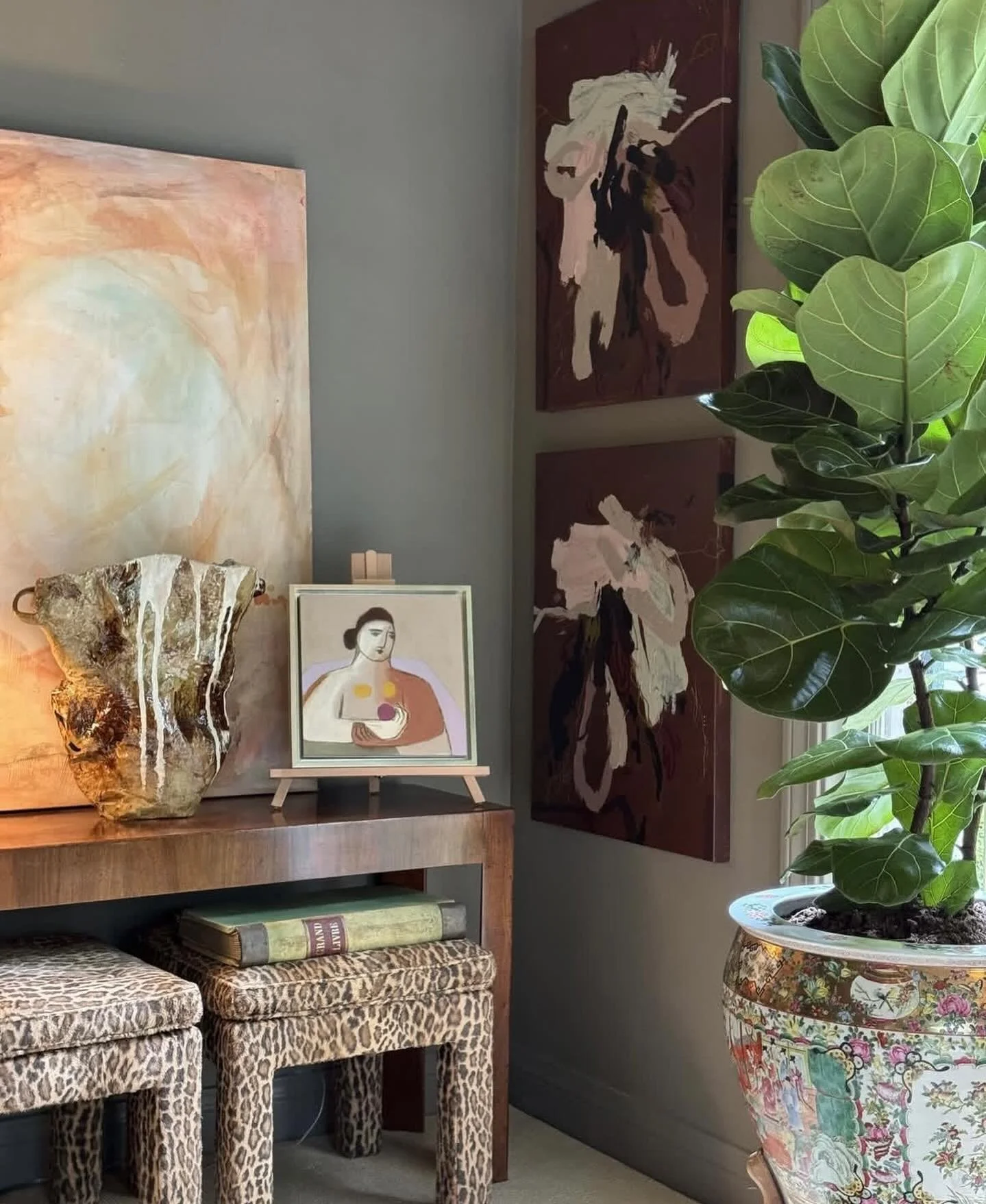 Please join in celebrating ten years of @wellandwonder 🥳  In person shopping is not the only way to share in the fun&mdash;you can find new items available online now as well! Link in my stories or my bio. Thank you @j.bienvenu.interiors for hosting