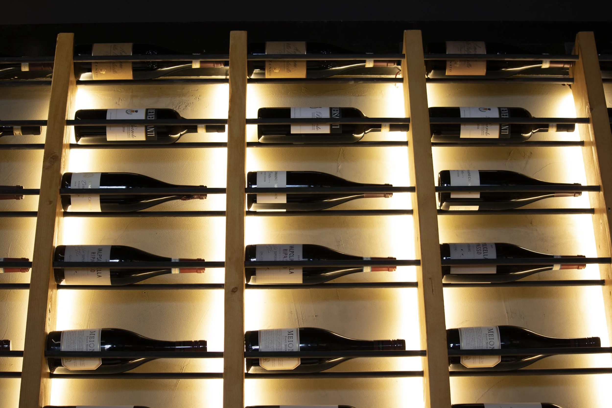 wine wall .JPG