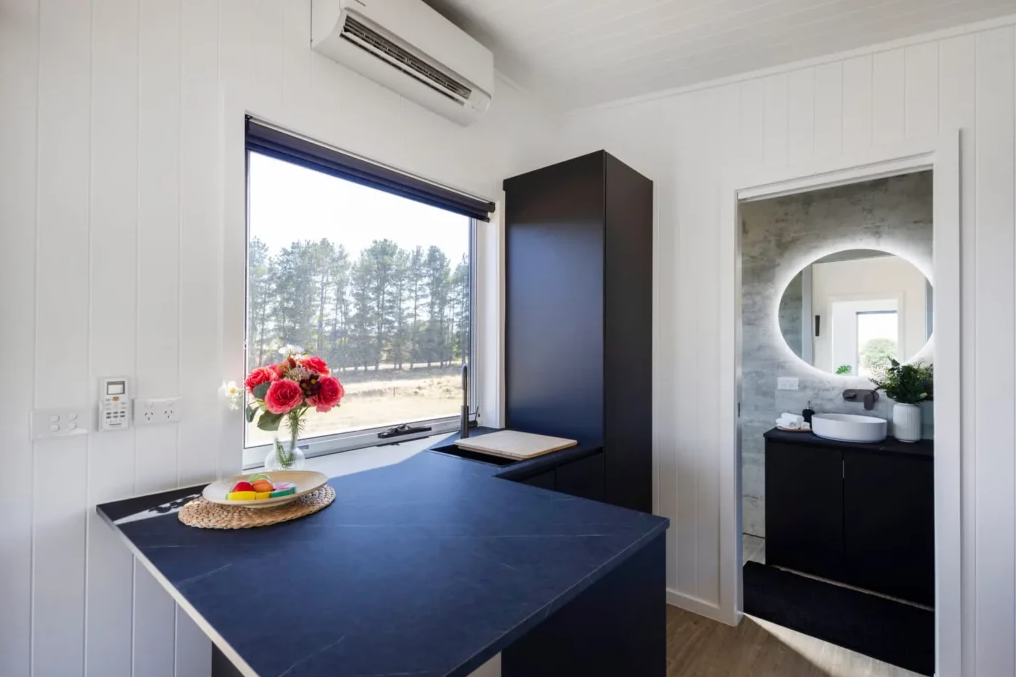 Esther - Image 5.png