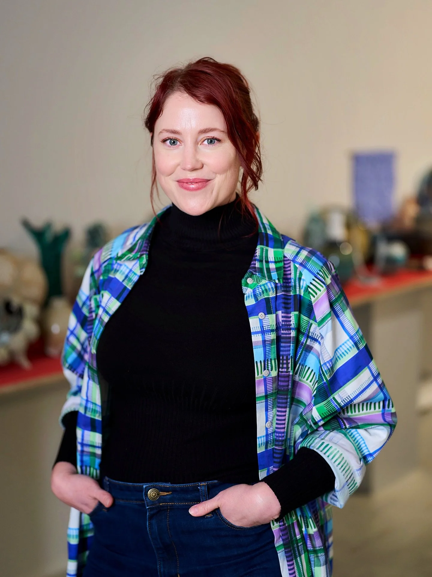 Hi! I&rsquo;ve noticed a few new faces here lately &mdash; so here&rsquo;s a little intro 👋

I&rsquo;m Zoe, a textile/fibre artist based in Narrm (Melbourne), working mostly with recycled, natural and found materials&hellip; aka I enjoy collecting o