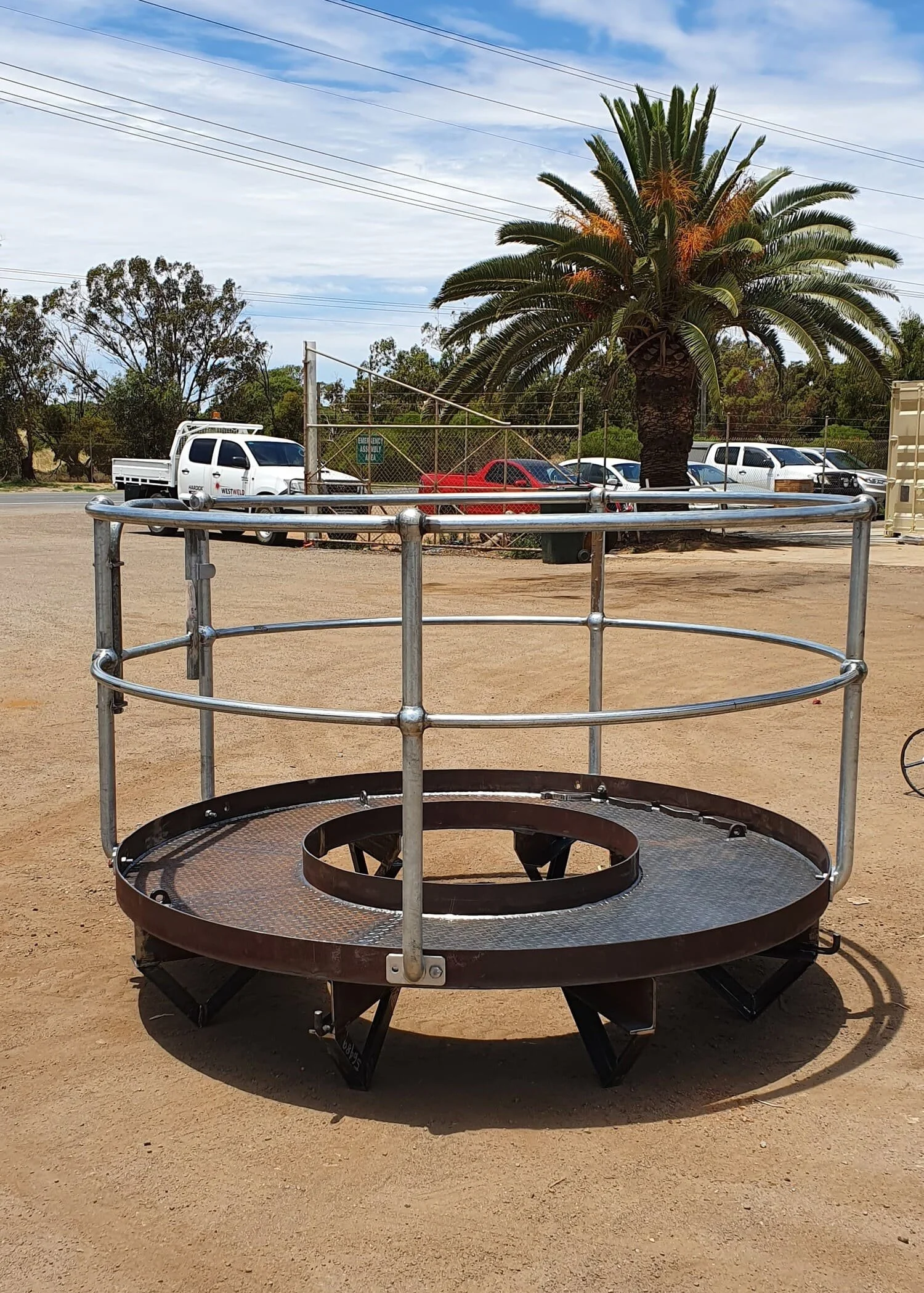 Crusher work platform_1 - Copy.jpg