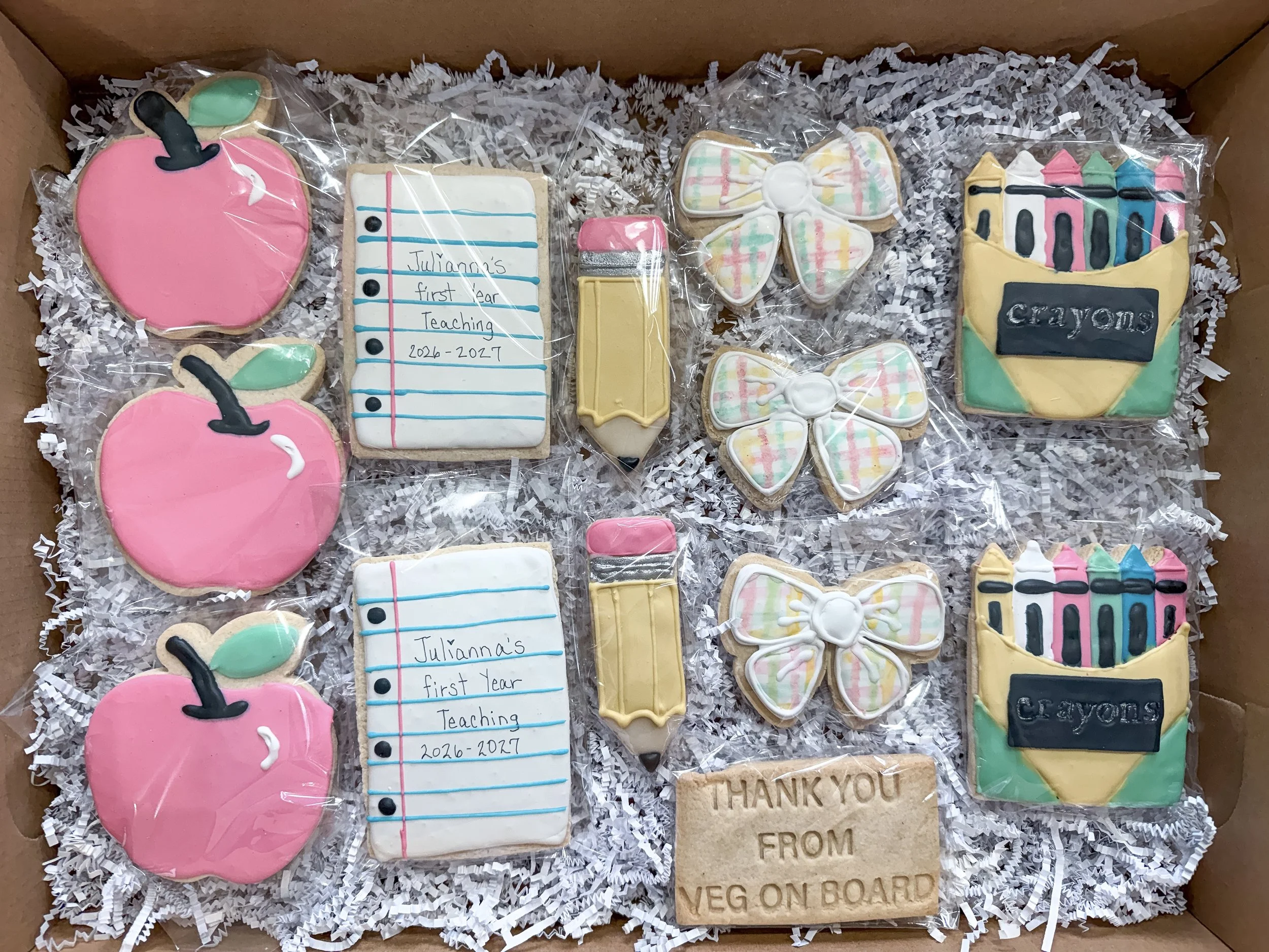 vegan-teacher-cookes-with-inscription.jpg