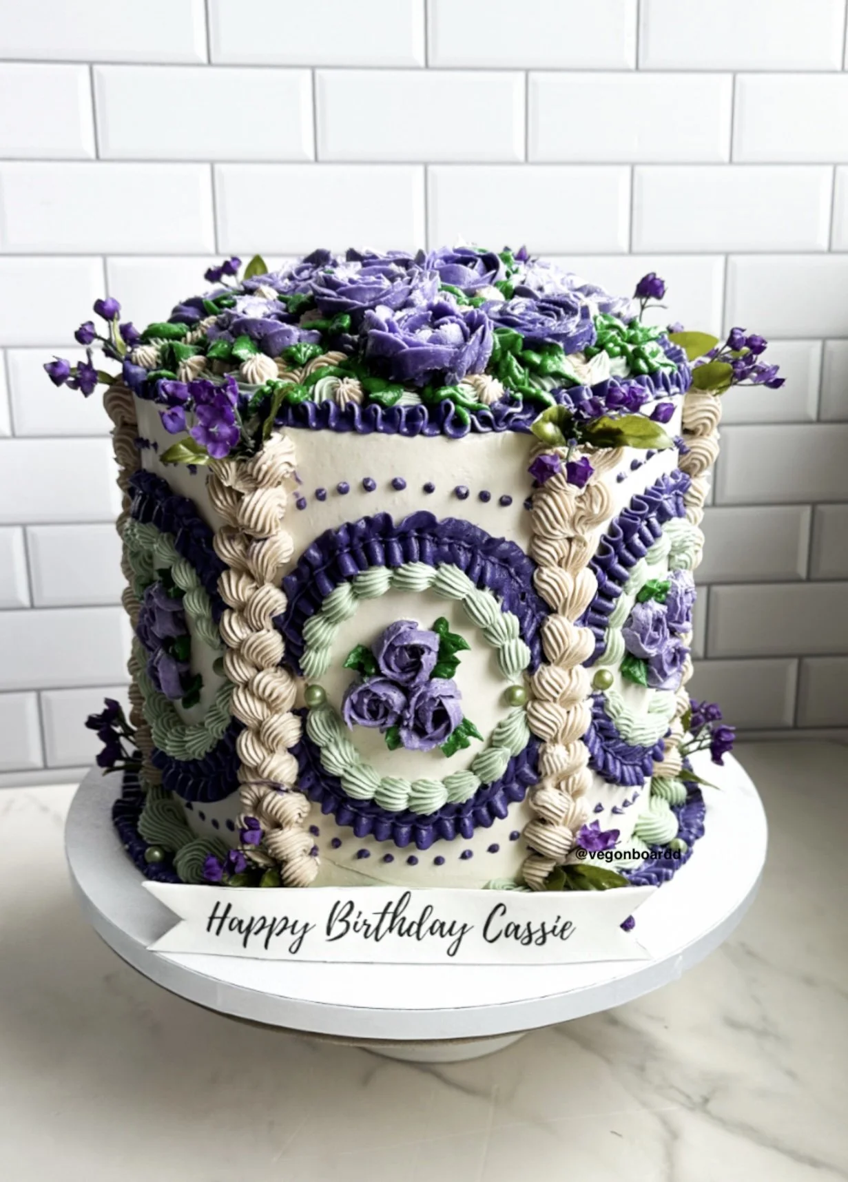 vegan-vintage-cake-veg-on-board.jpg