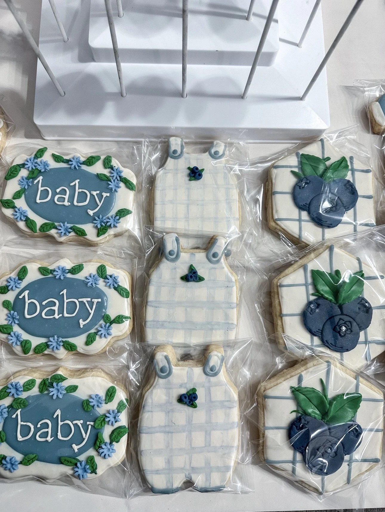 vegan custom sugar cookies dairy free allergy friendly Veg on Board Long Island The Hamptons North Fork and NYC