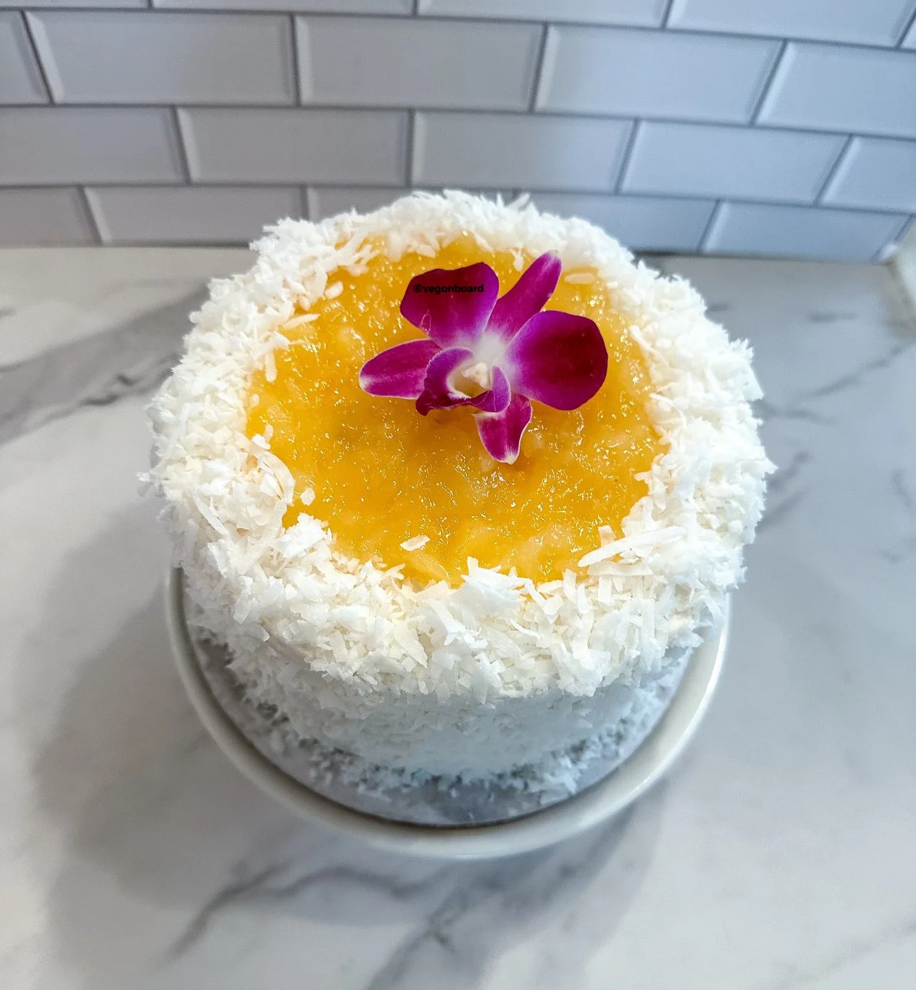coconutpineapplecake.jpg