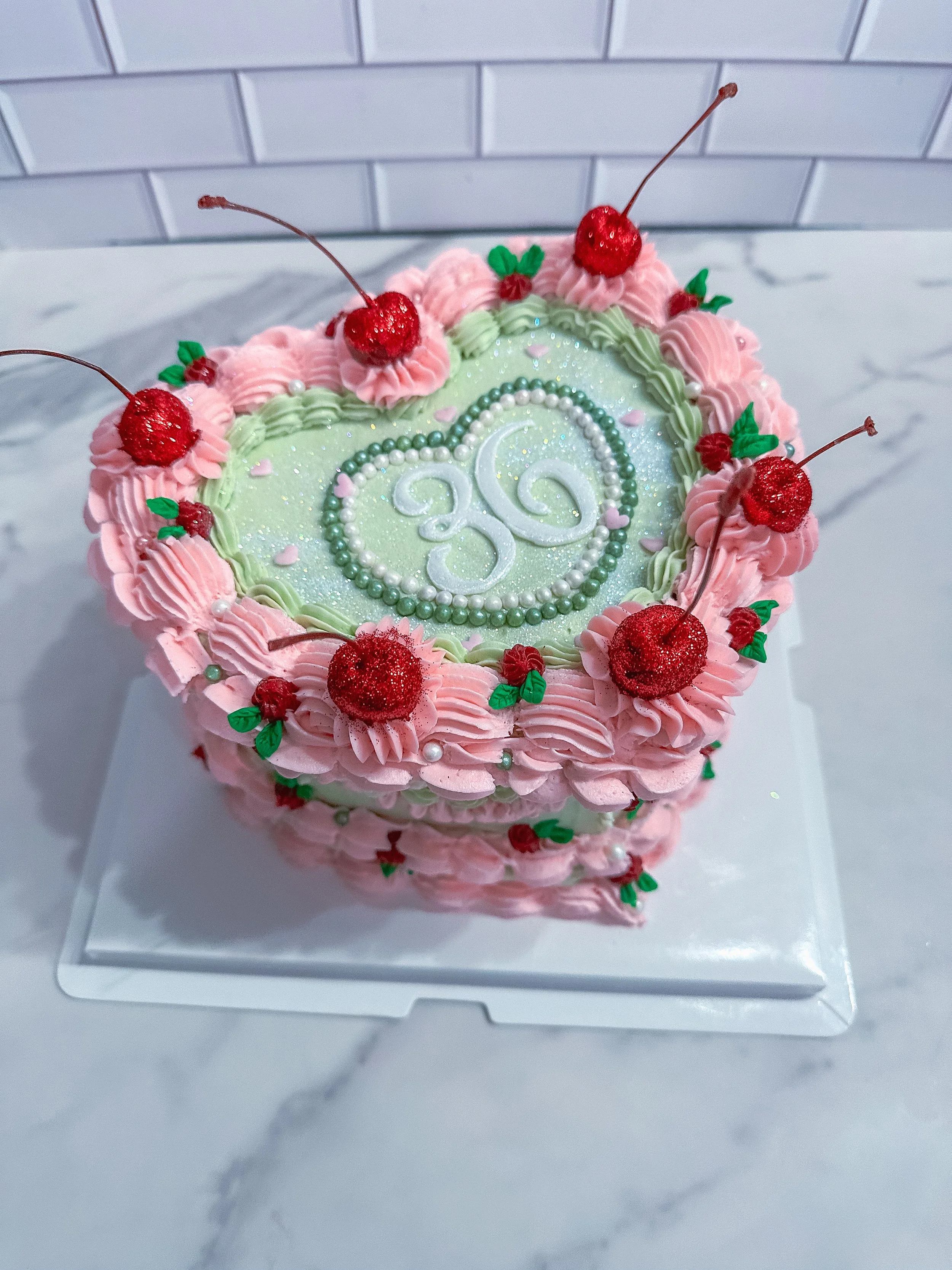 36heartcake.JPG