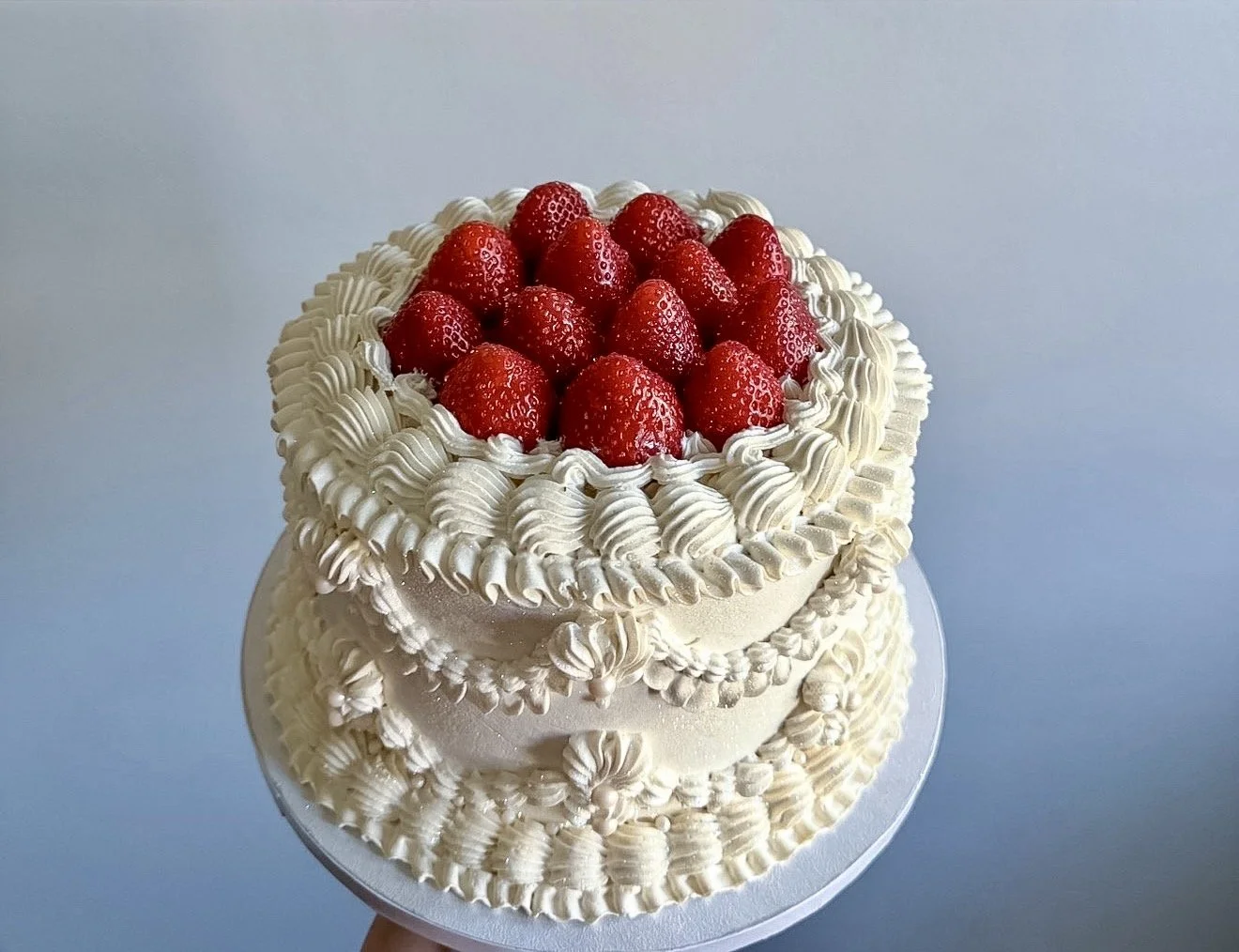 long-island-vegan-wedding-cutting-cake.jpg