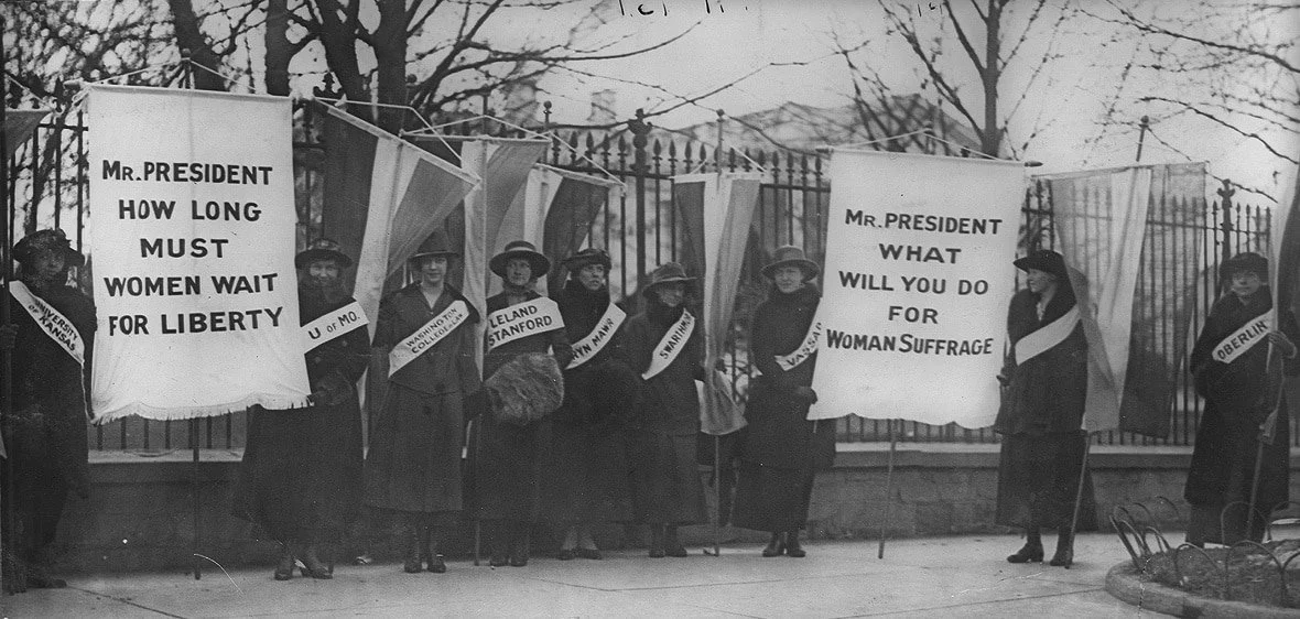Alice Paul: La mujer que no bajó la pancarta