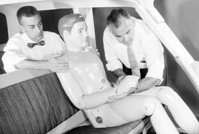 dummies-antiguos-650x438.webp
