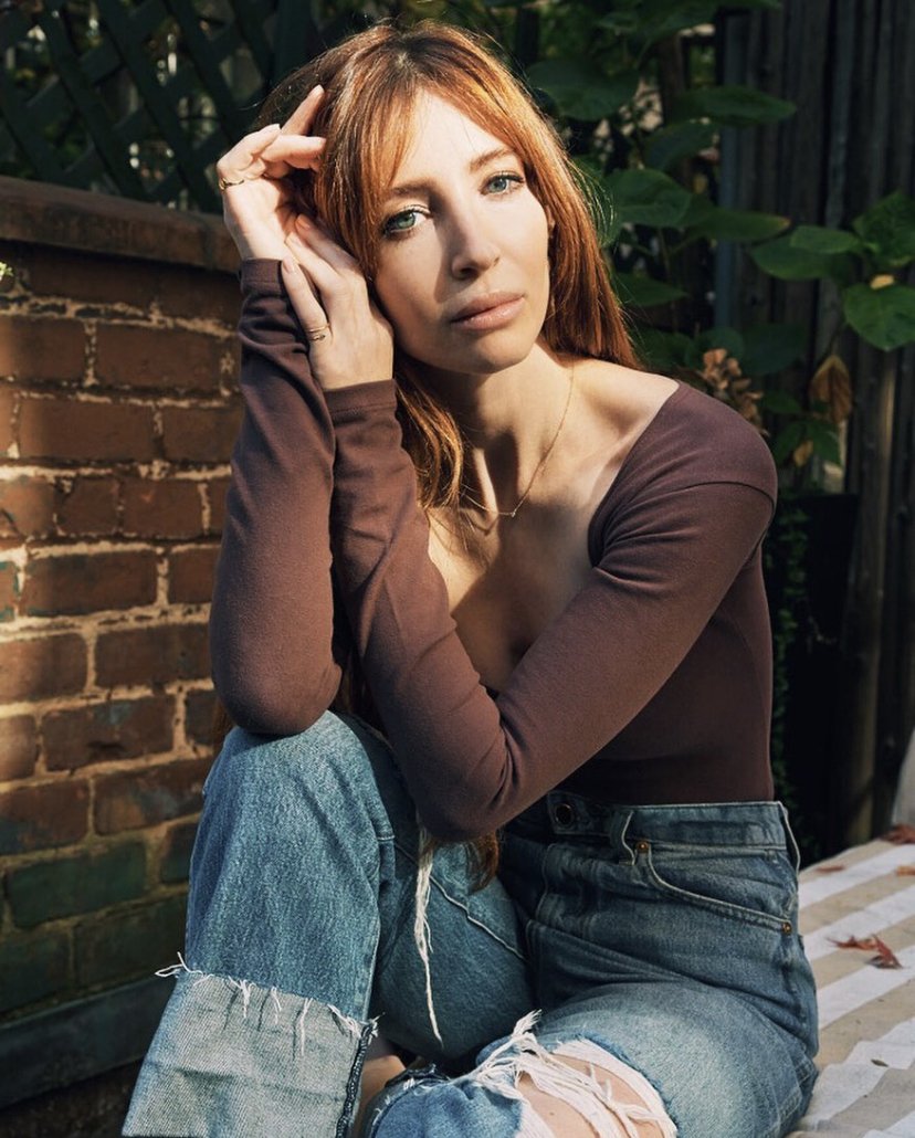 Creative Director Sarah Slutsky wears the Duet Pinky Ring.