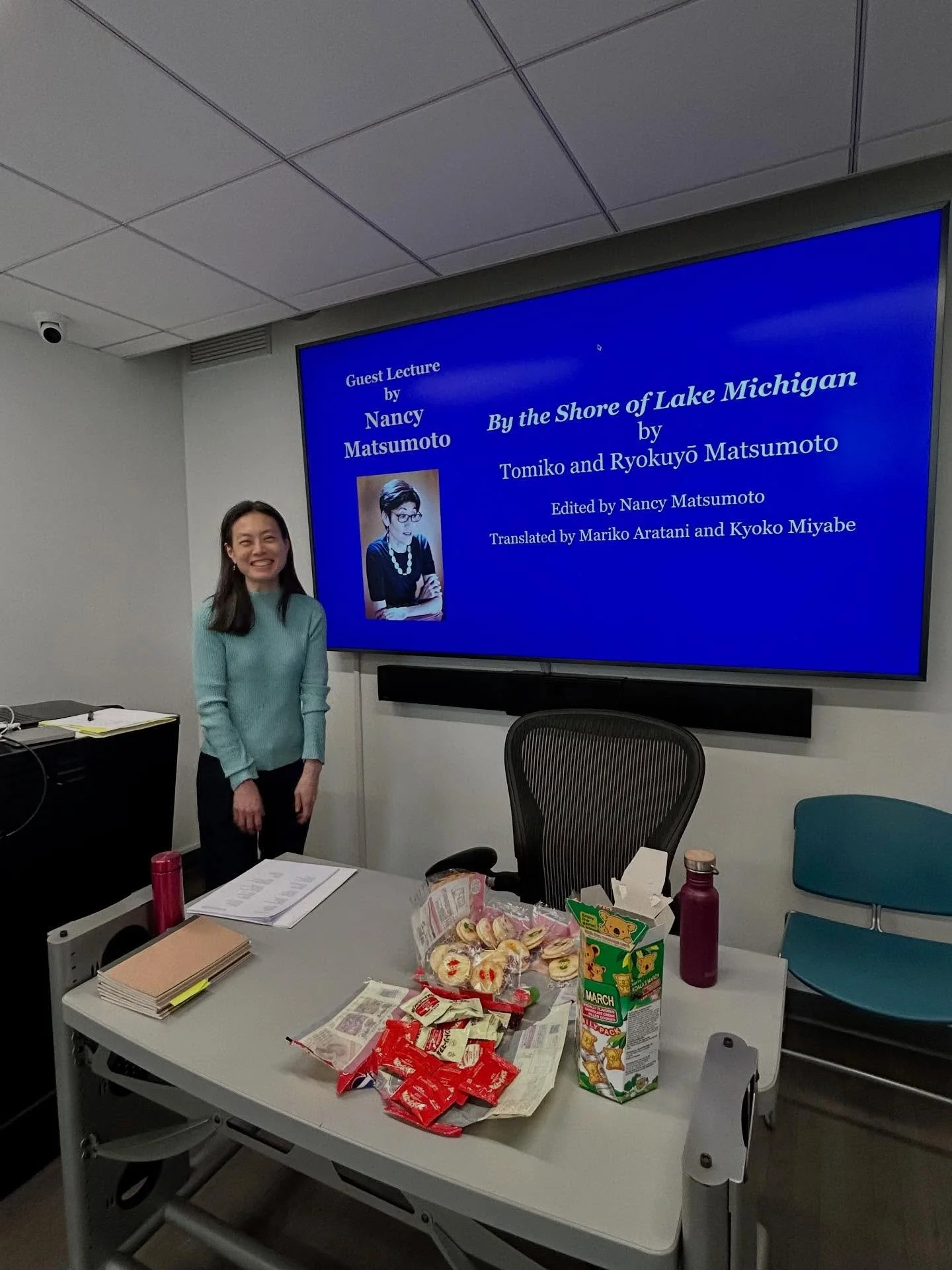 The last leg of my week-long book roadtrip ended with a beautiful visit with my dear friend + one of my &ldquo;By the Shore of Lake Michigan&rdquo; collaborators @kyokomiyabe. It was my third time speaking to her @svanyc Japanese literature class abo