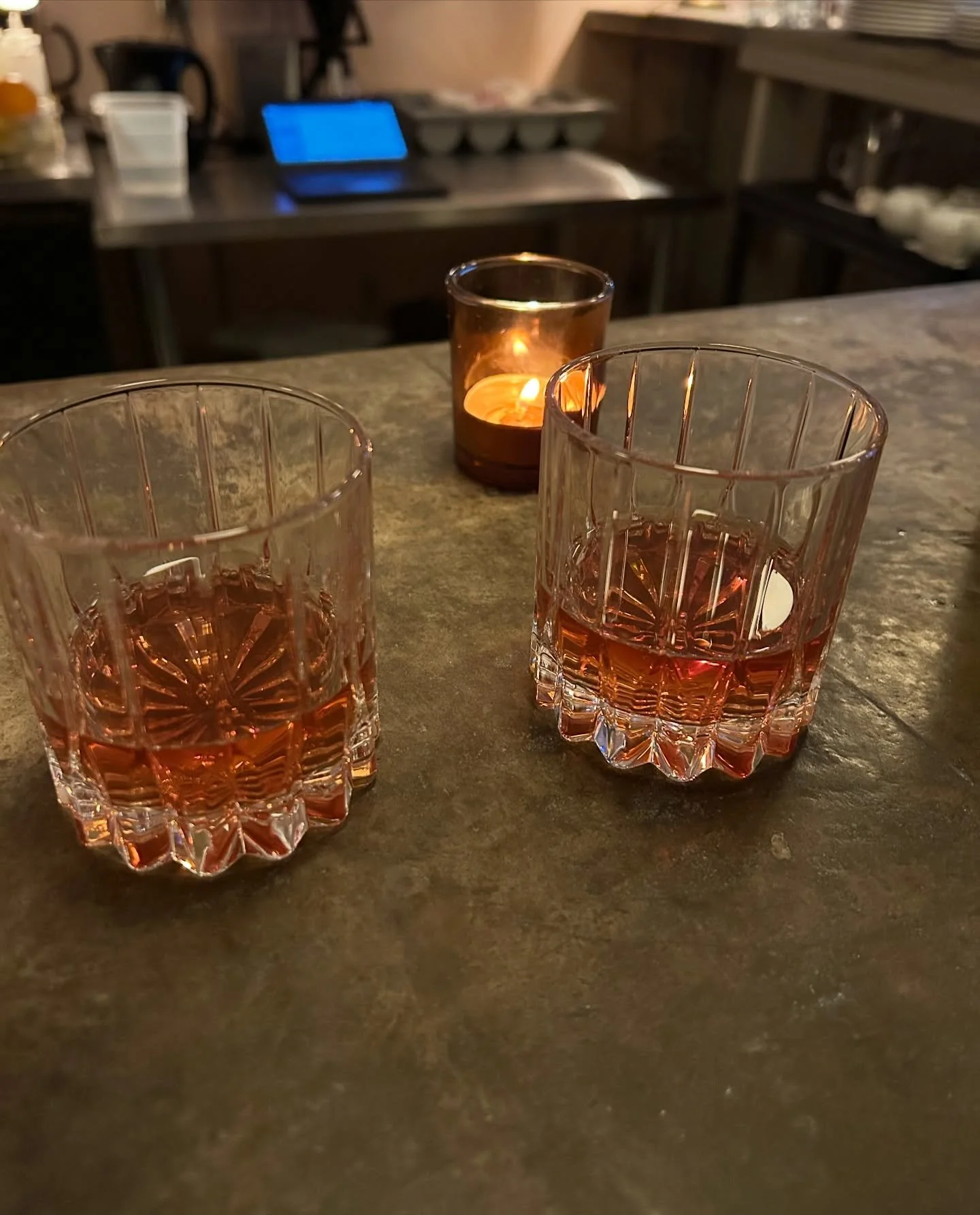 I&rsquo;ve been wanting to return for ages + finally made it back to @thefallbrighttavern, where we got to try chef Brett Healy&rsquo;s Garden Vermouth, literally conjured from from his restaurant&rsquo;s  container garden (with an assist from mom + 