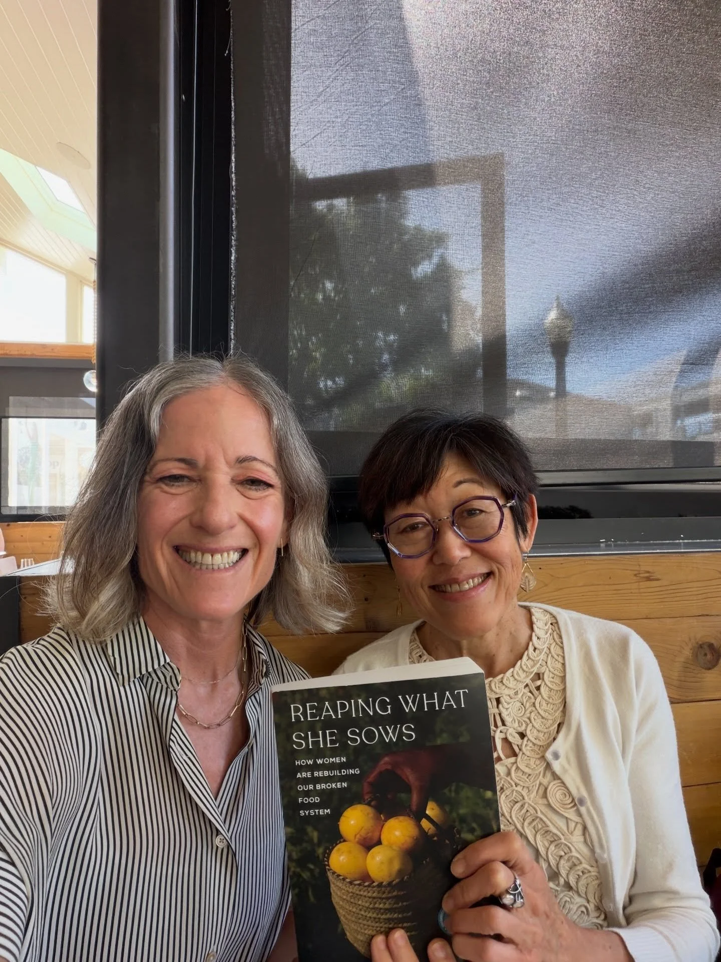 🙏to Allison &amp; @bookpassage for hosting my book talk yesterday &amp; to author &amp; life coach @technically.food for being in thrilling convo with me! We couldn&rsquo;t have had a more Marin lunch than this one @farmshopmarin (@laurachenel goat 