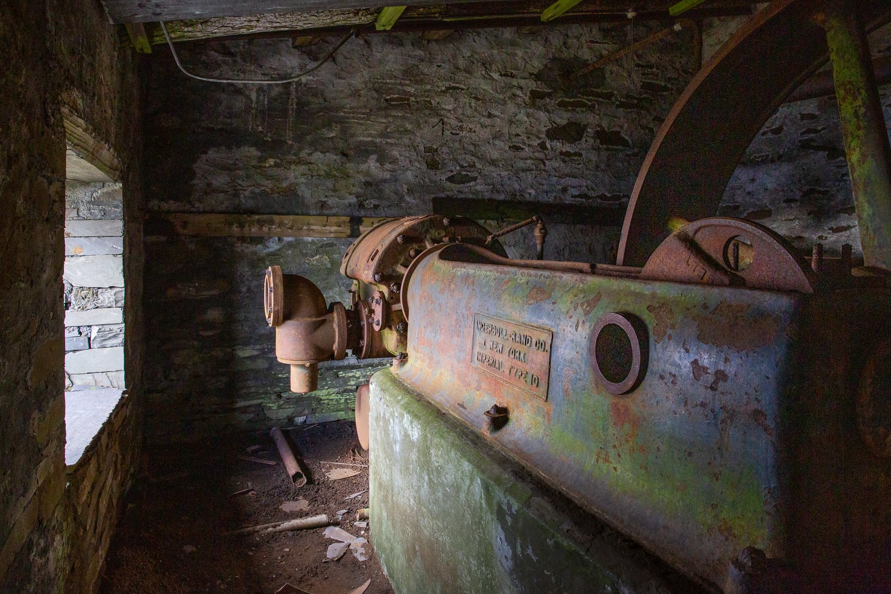 DMML0502-2.jpg