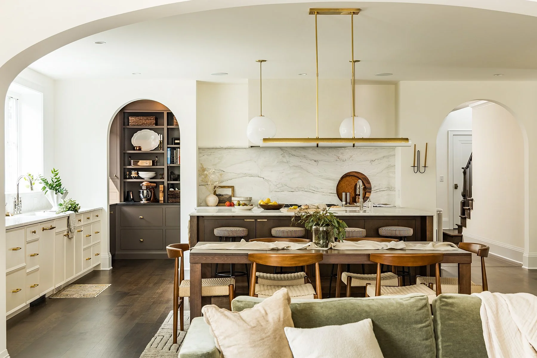Copy of web_Dining to kitchen 2.jpg