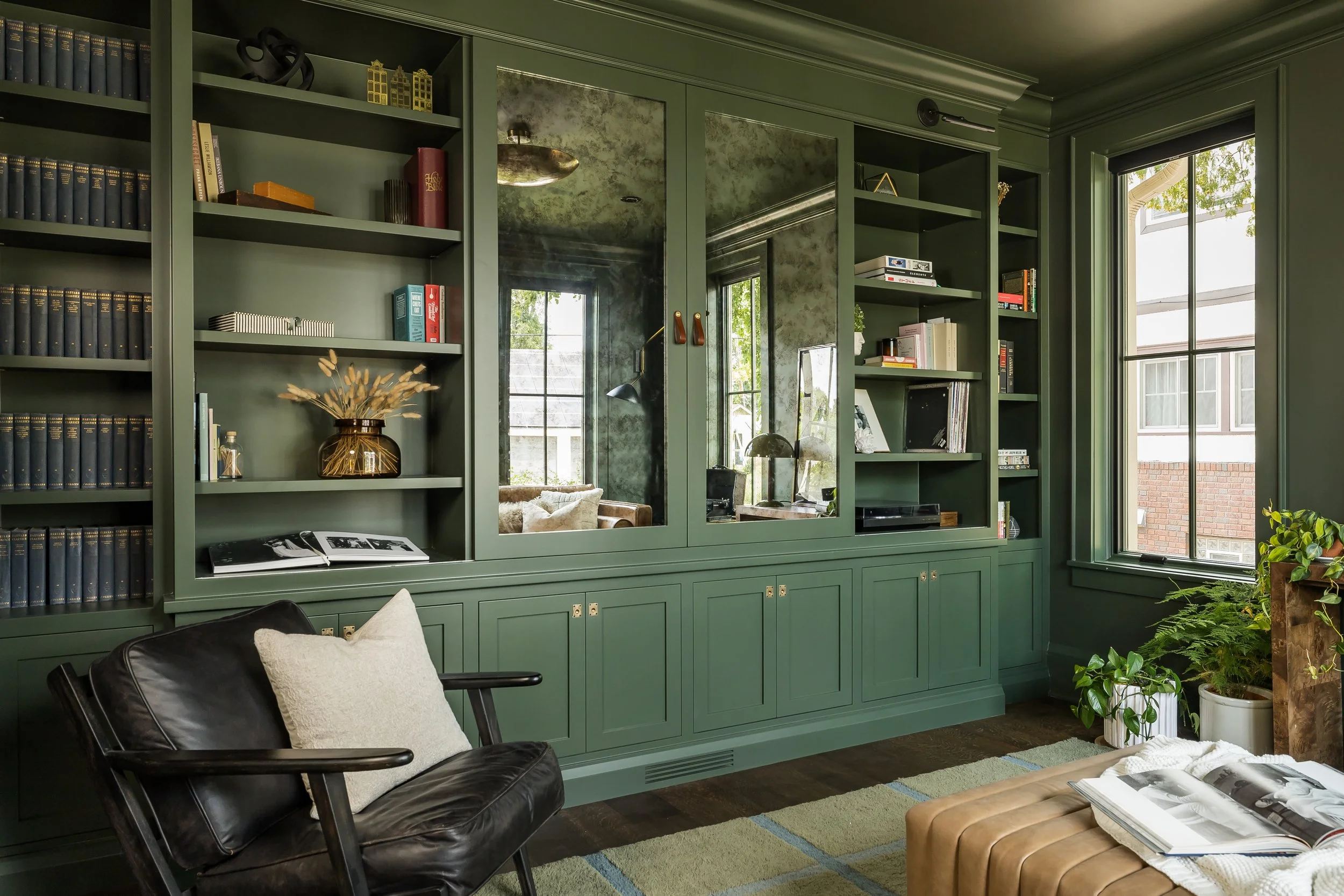 Den built ins wide (1).jpg