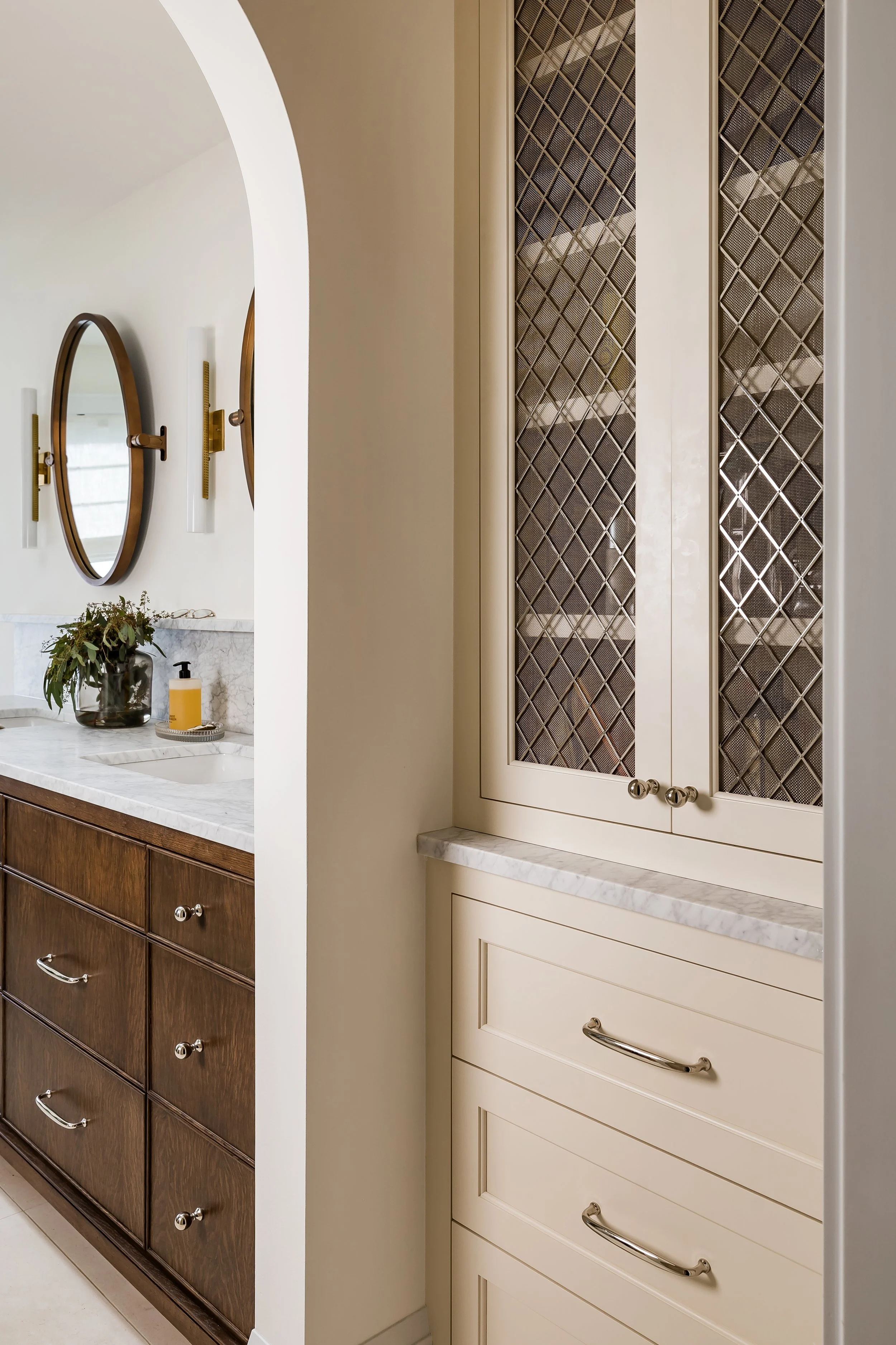 bathroom Primary storage (1).jpg