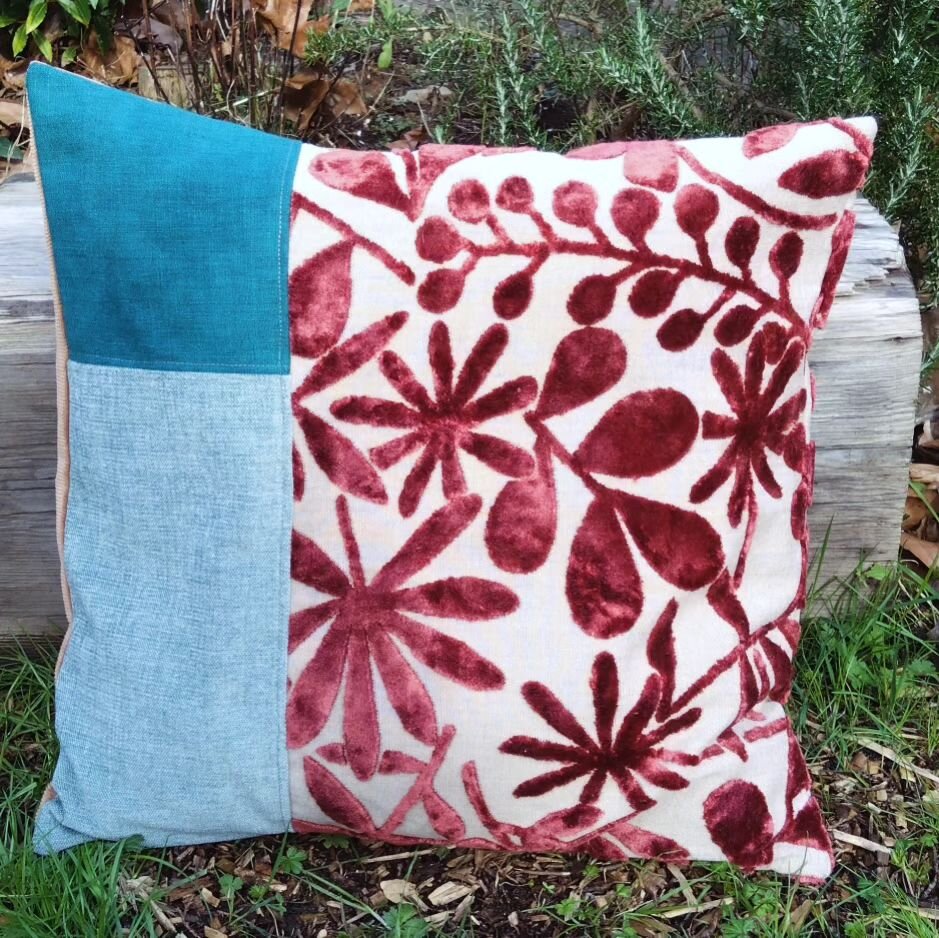 Rust and verdigris inspired patchwork cushion cover. Workshop prep.✂️🧵

Made from @scrapstorebrist fabrics

I like mood boards. They're a simple way of clarifying and communicating an idea. I hadn't encountered them before going to study Design as a