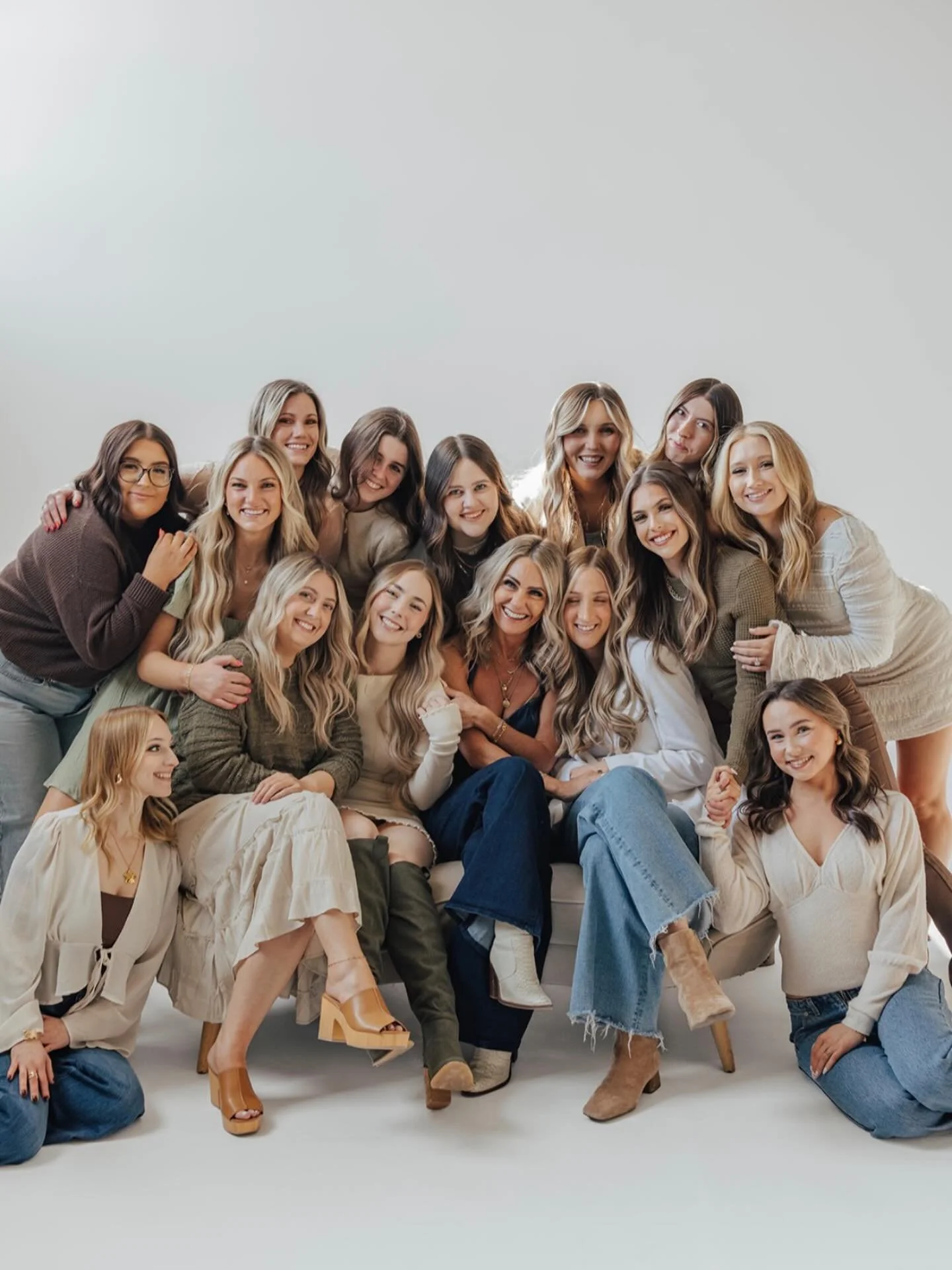 ✨ Strong women build strong spaces. ✨

At A Beautiful Reaction, we&rsquo;re more than a salon &mdash; we&rsquo;re a community of incredible women who support, inspire, and elevate one another every single day.

To our talented team and the amazing cl