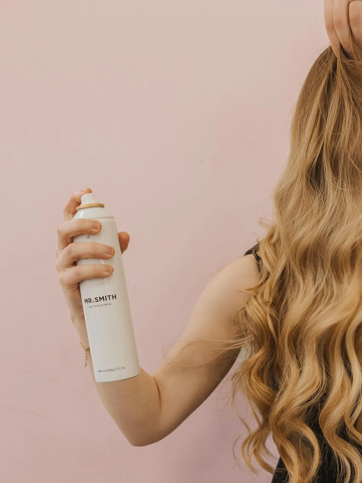 The countdown to summer hair has officially begun ✨ Secure your appointment before the busy season!! ☀️🌊

Call/text 📲 208-895-5661 to book!