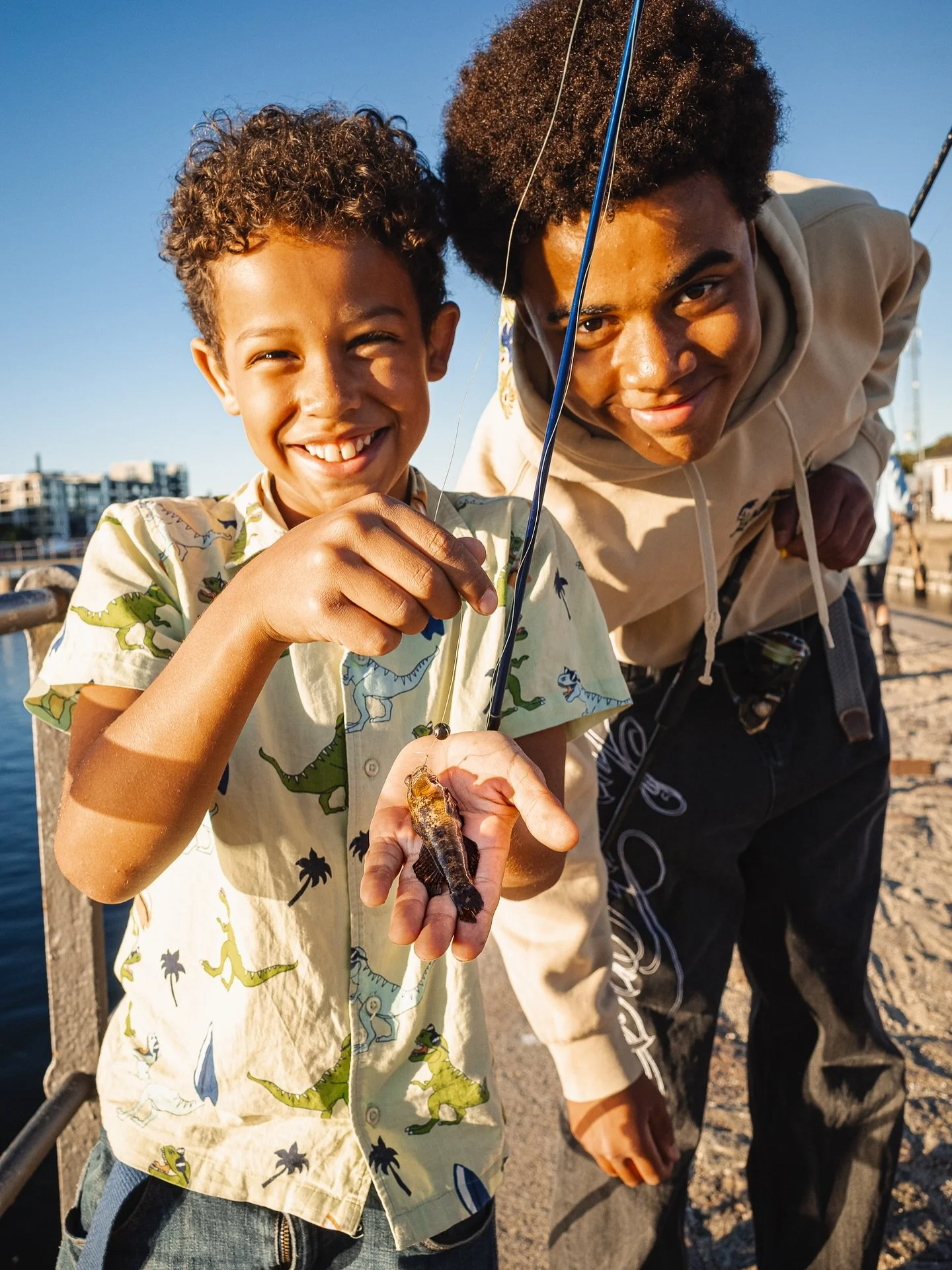 Efter&aring;rss&aelig;sonen er skudt i gang med Juniorholdets f&oslash;rste klubaften 🔥 og traditionen tro stod den p&aring; kutlingefiskeri, f&aelig;llesfoto og masser af hygge!

Velkommen til alle nye og gamle juniorer 😄 Vi gl&aelig;der os til en