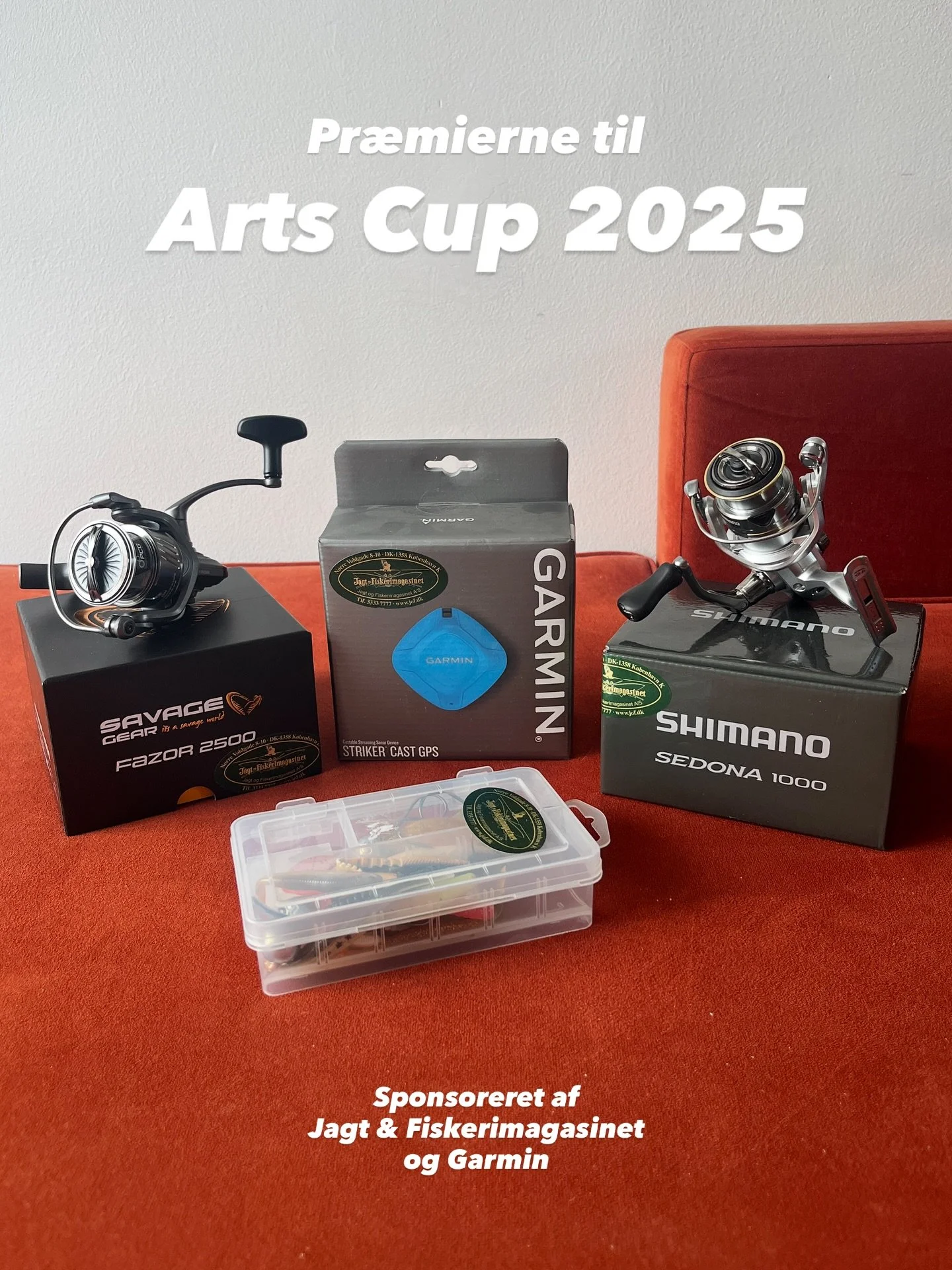 Skal du med til Arts Cup 2025? S&aring; er det de her l&aelig;kre pr&aelig;mier du kan vinde 😍 sponsoreret af @jagtogfiskerimagasinet og @garmindanmark 🔥

1. Plads: Garmin Striker Cast GPS
2. Plads: Savage Gear Fazor 2500
3. Plads: Shimano Sedona 1