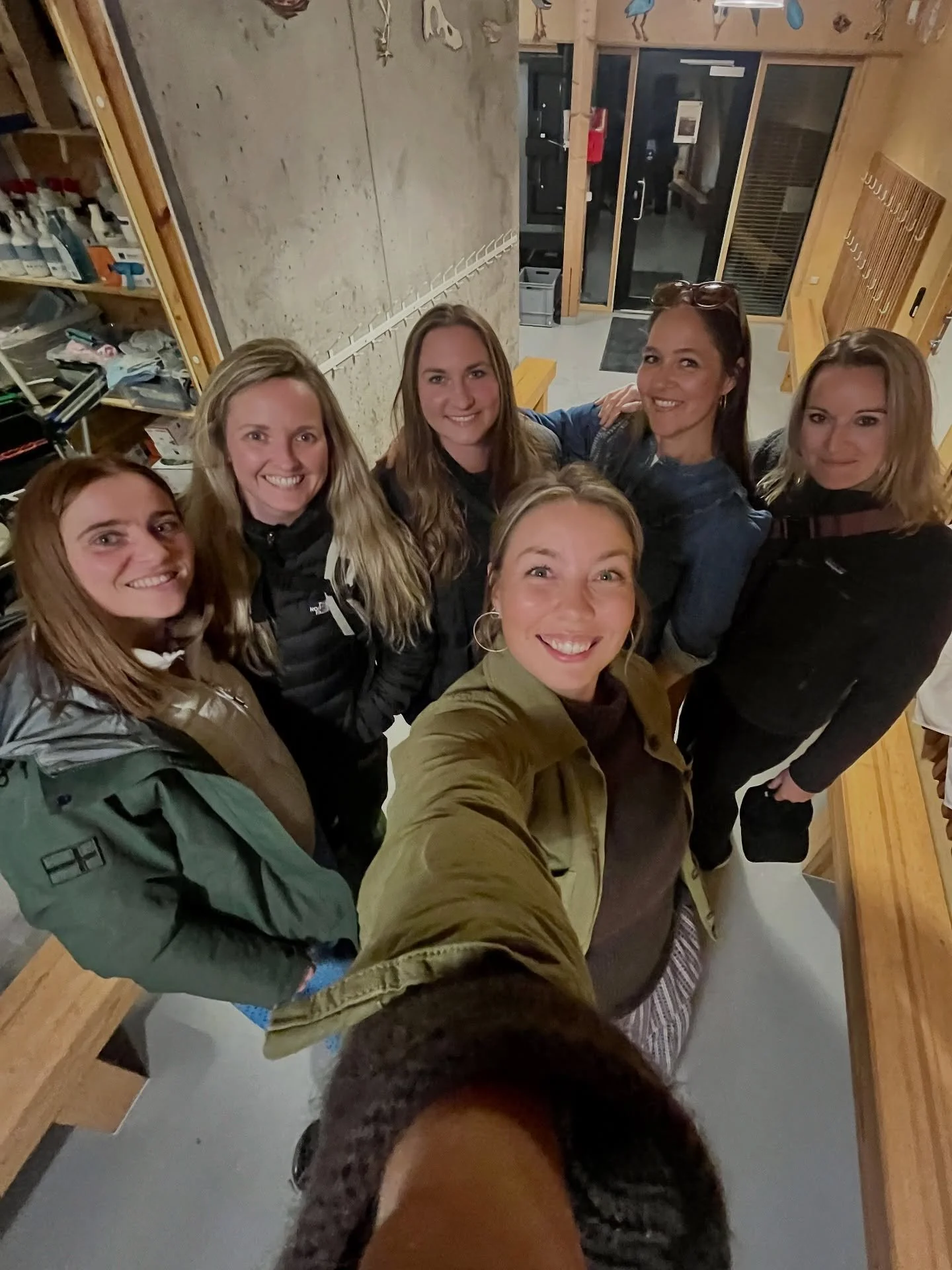 Dameholdet har haft deres f&oslash;rste Catch Up ude i klubhuset 💪 

Aftenen er st&aring;et i tur-planl&aelig;gningens tegn 🎣❤️ og der er kommet nogle rigtig fede fisketure i kalenderen allerede!

Og husk: Hvis du er kvinde (18+ &aring;r) og har ly