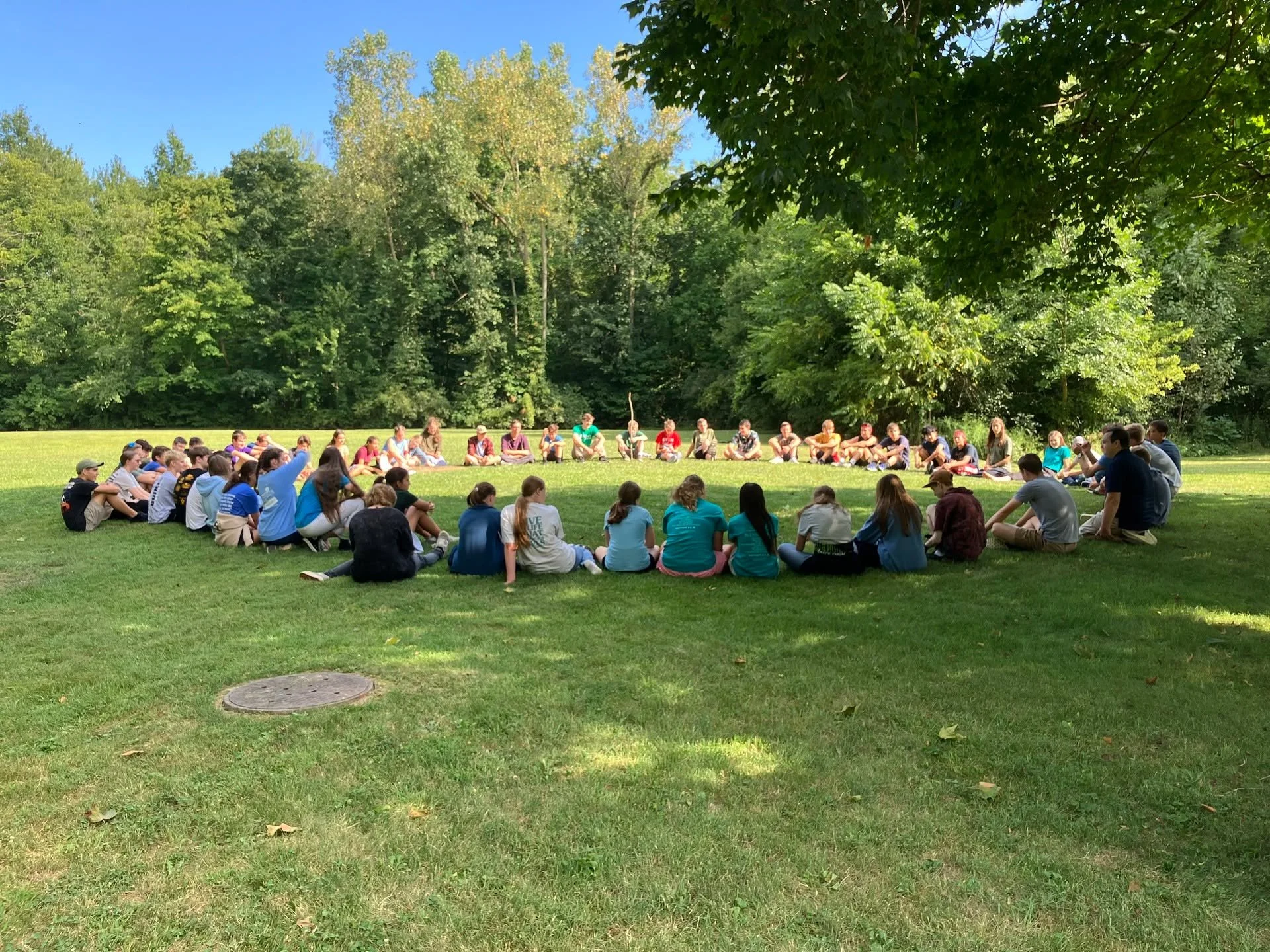 We're Chesterton Students, of course we love retreats filled with Jesus and house competitions.🍯❤️&zwj;🔥📖🍷

#chestertonschoolsnetwork #chestertonacademy #stjoseph #retreat #catholichighschool #housecompetitions #fellowship #chestertonacademyofstj