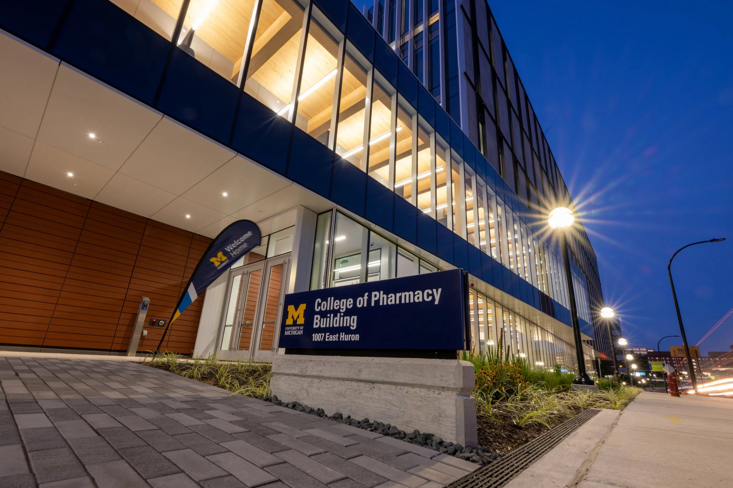 MPHOTO_PHARM_GrndOpnngDnrEvnt26_222.JPG