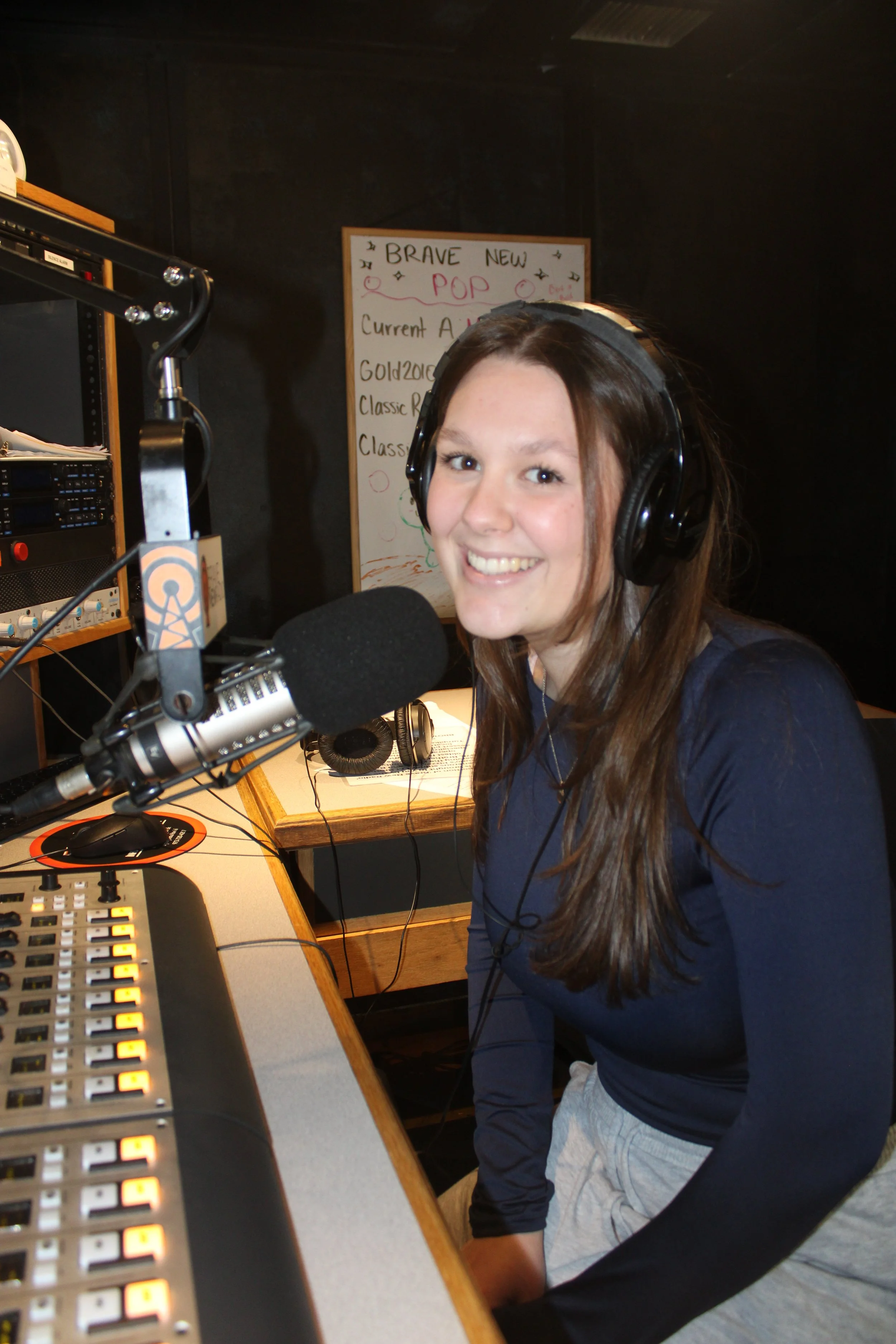 Brave Chat with Hollie Maniscalco