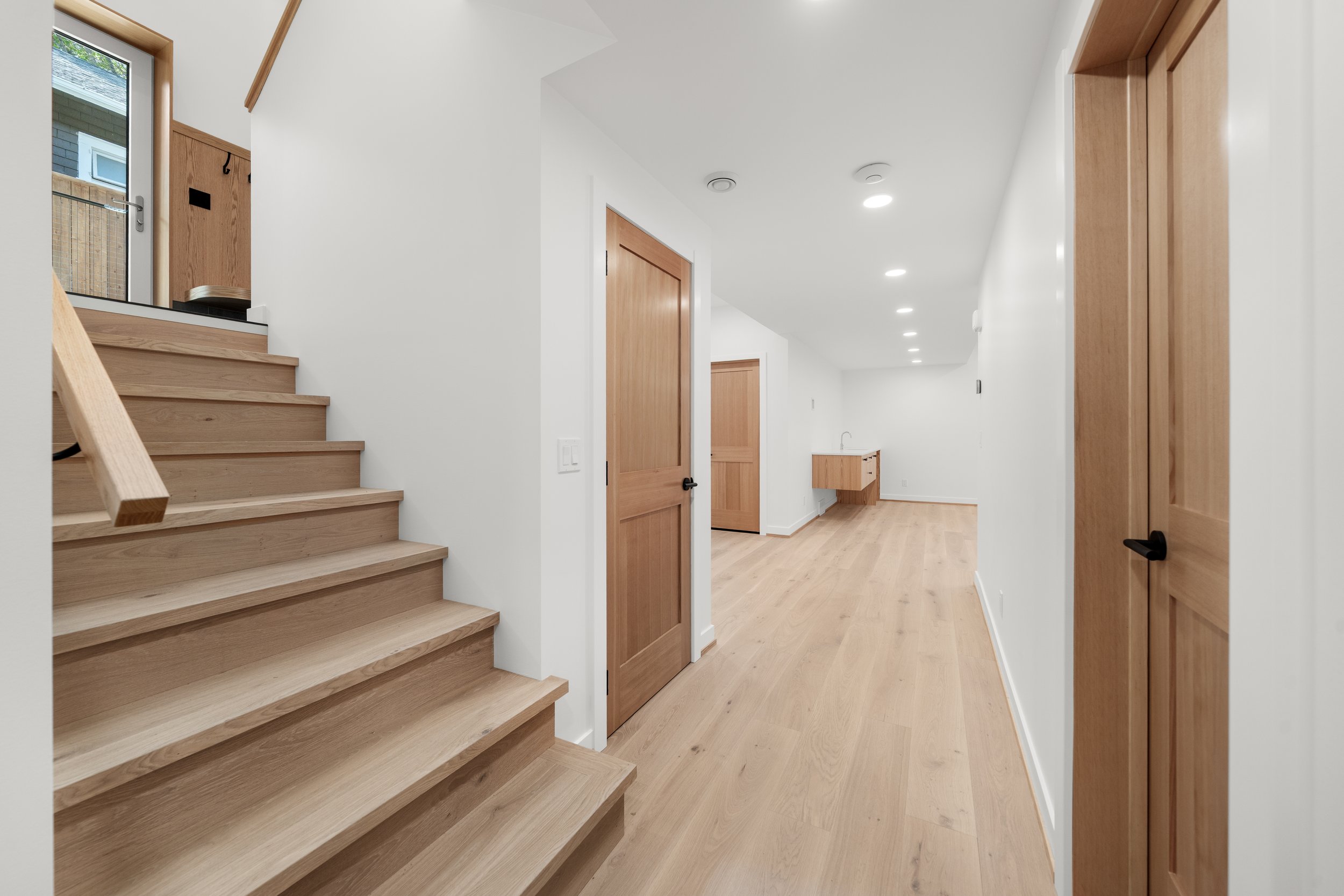 1417 2a St NW_CaydencePhotography-3.jpg